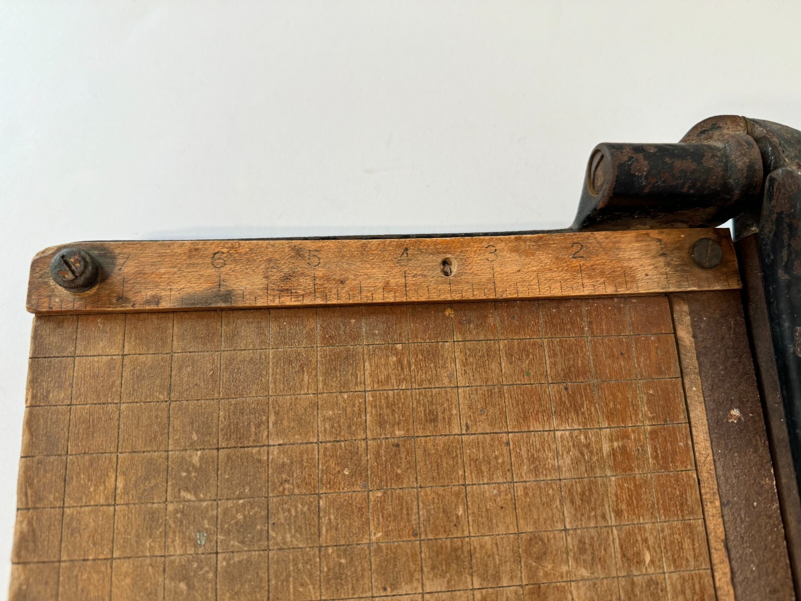 VTG 1900s No. 2 Eastman Kodak Wood & Cast Iron Trimming Board 8.75″ L
