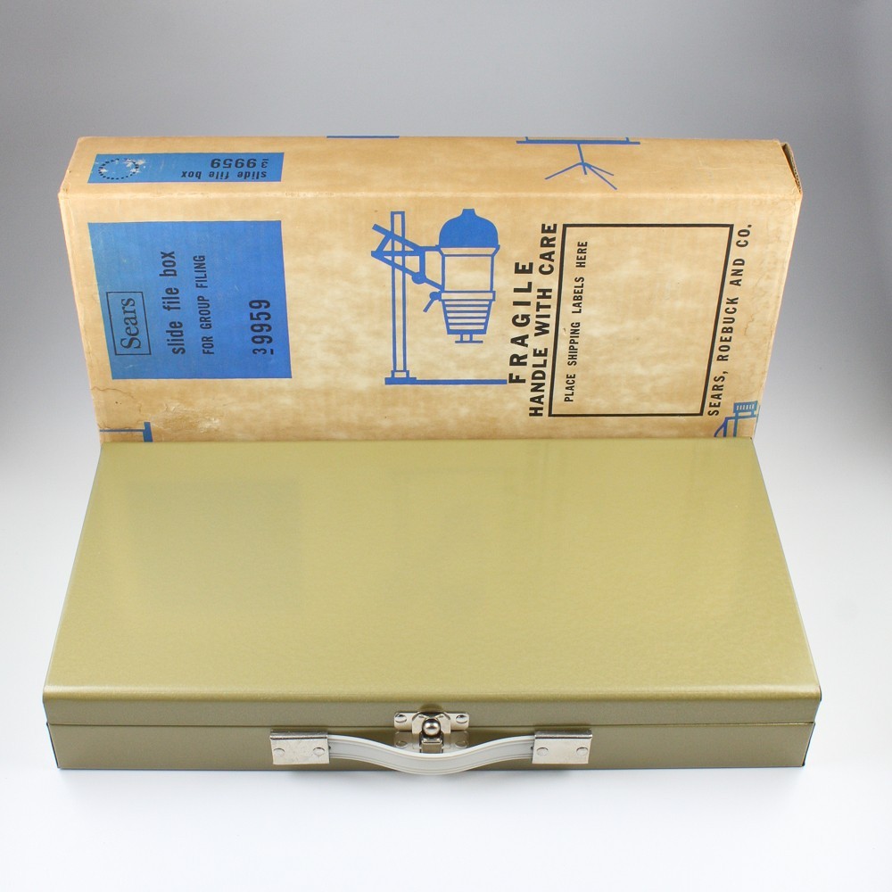 Sears – Green Metal Slide File Box – Vintage Storage for 150 2×2″ Slides w/Box