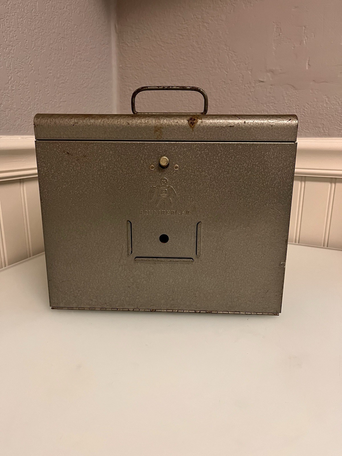 Brumberger Metal Divided 35 mm Slide Container Carrying Case