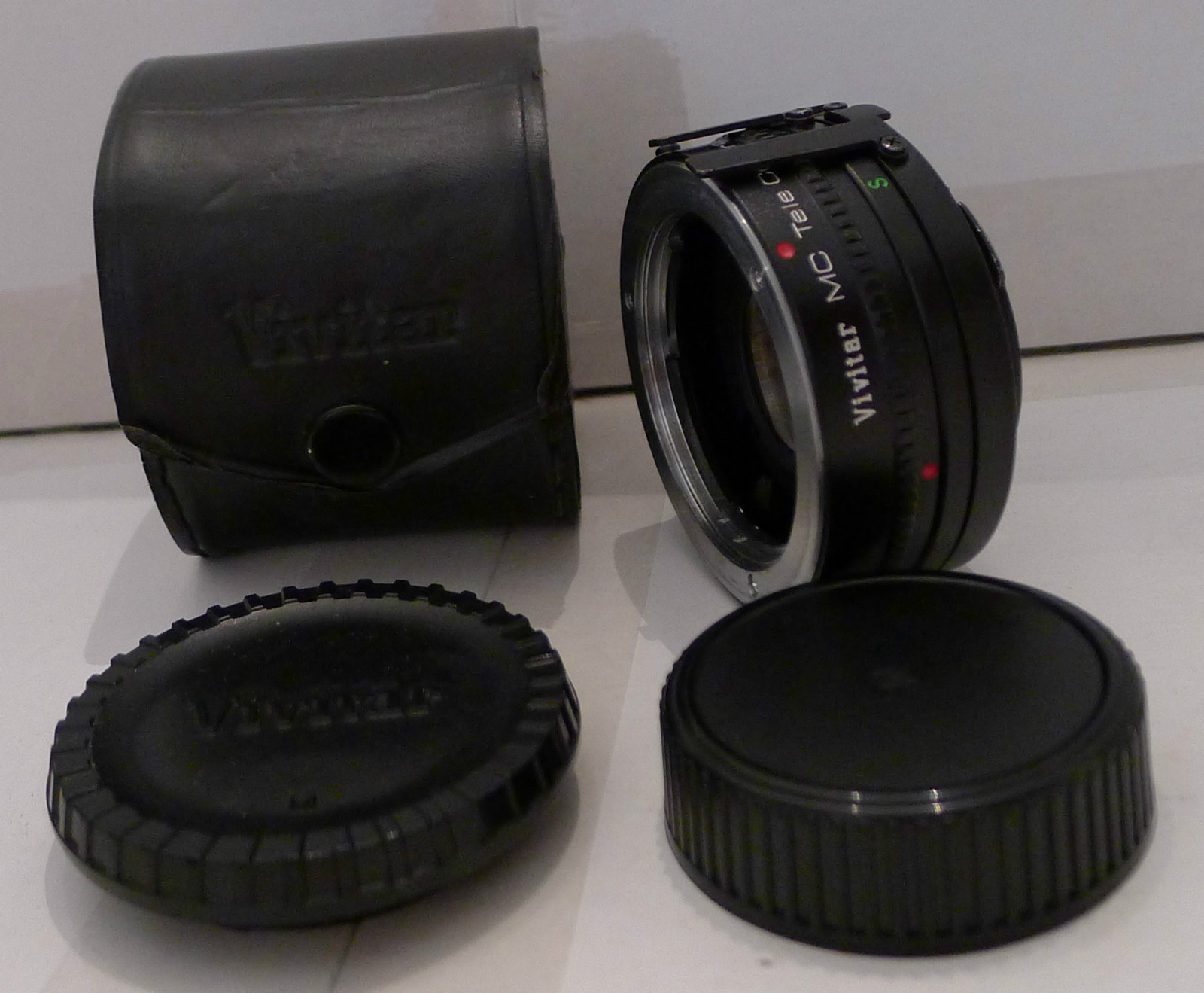 Vivitar MC Tele Converter 2X-5 & Caps & Case – Made in Japan