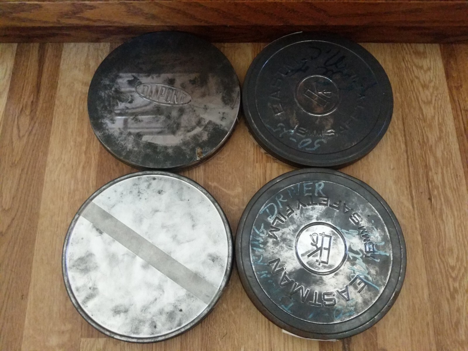 4 Empty 16mm 400′ Eastman Kodak & DuPont Metal Tin Film Canisters Can 7″