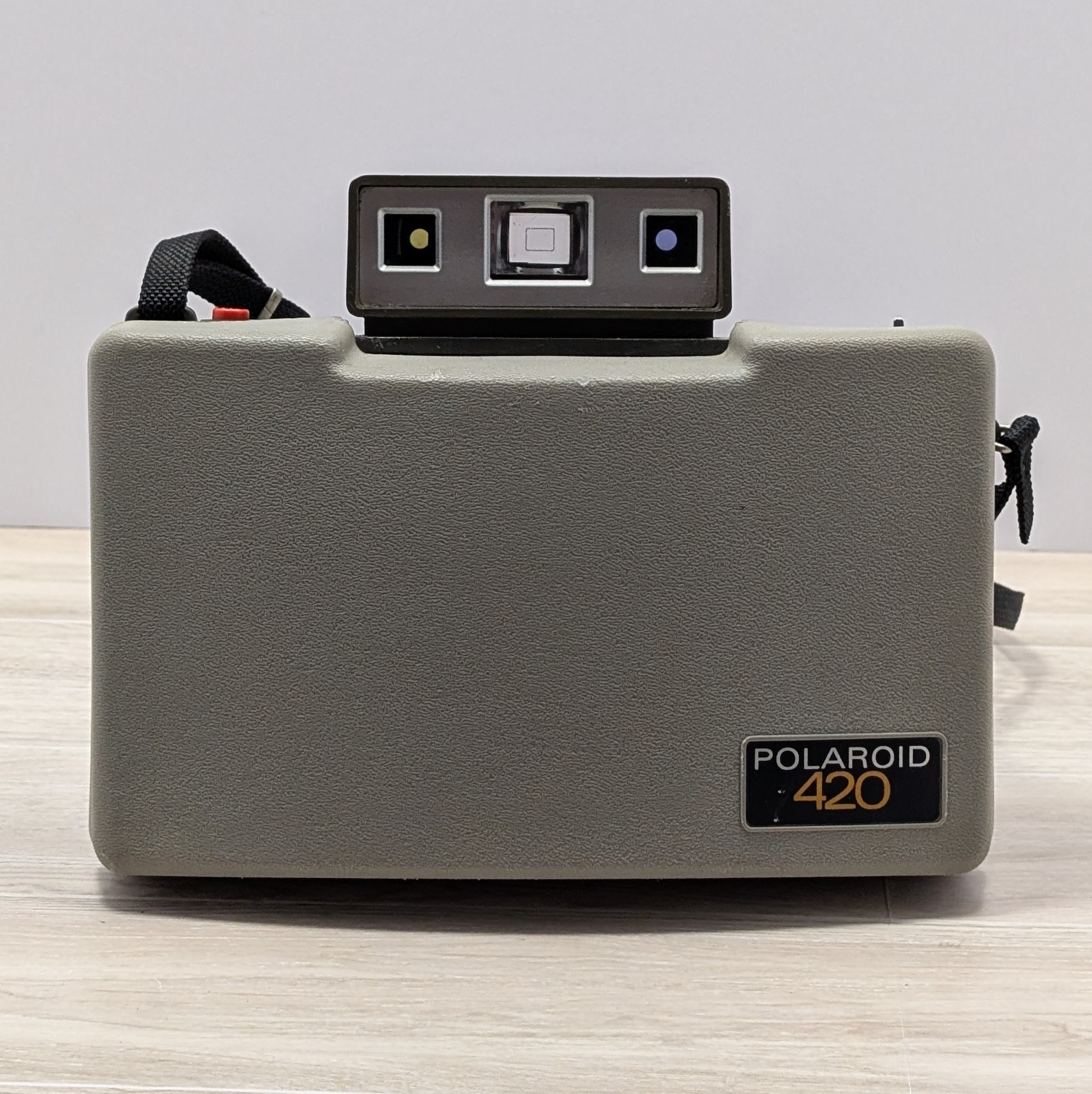 Vintage Polaroid Model 420 Land Camera Untested – For Display, Parts, Or Repair