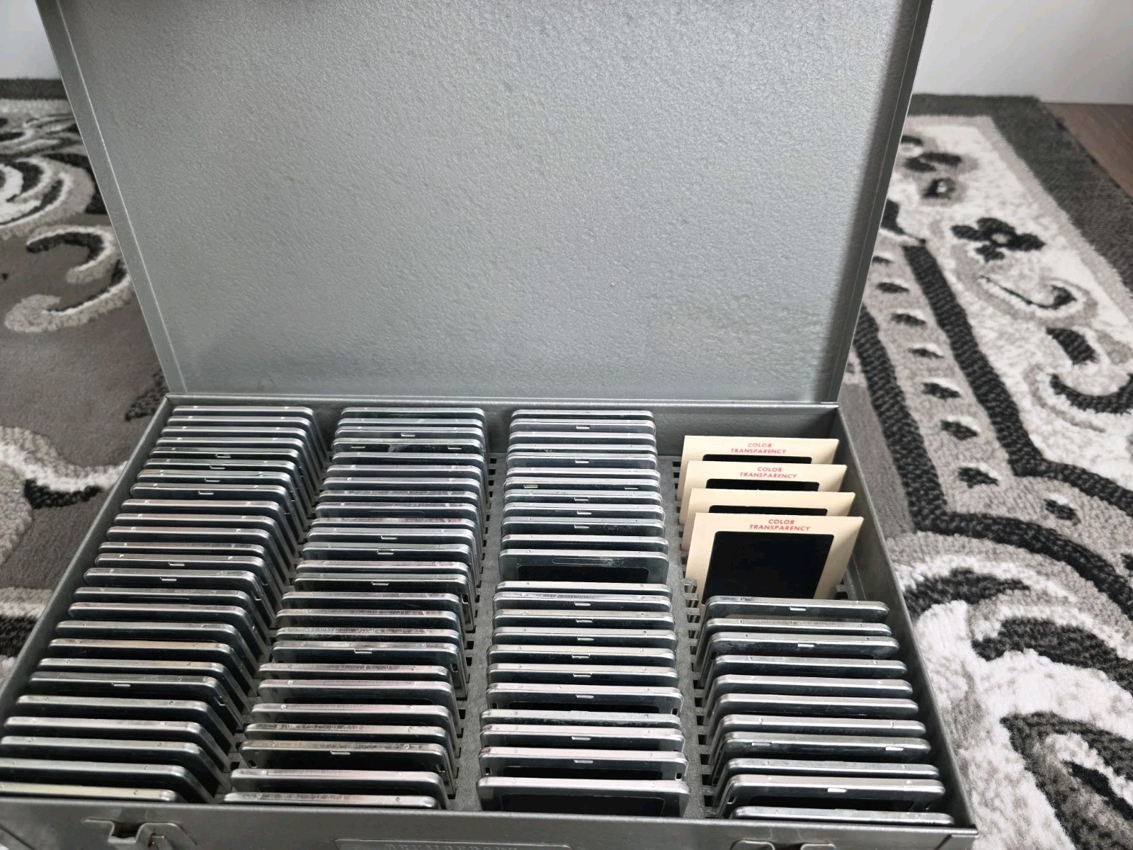 Vintage: Brumberger Photo Slide Metal Storage Case – with 84-Glass Case Slides