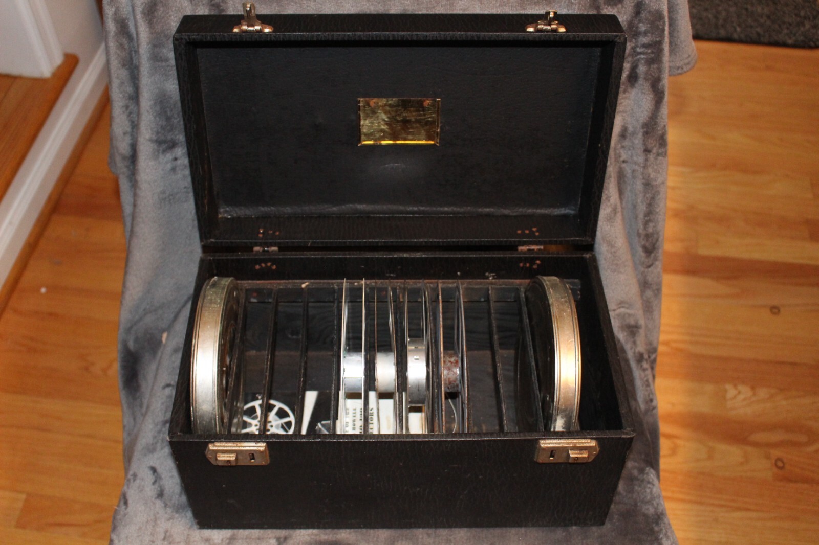 Vintage Movie 12 Reel Case Box w/ 4 Unique Reels & 2 Cases – Good Vtg Condition