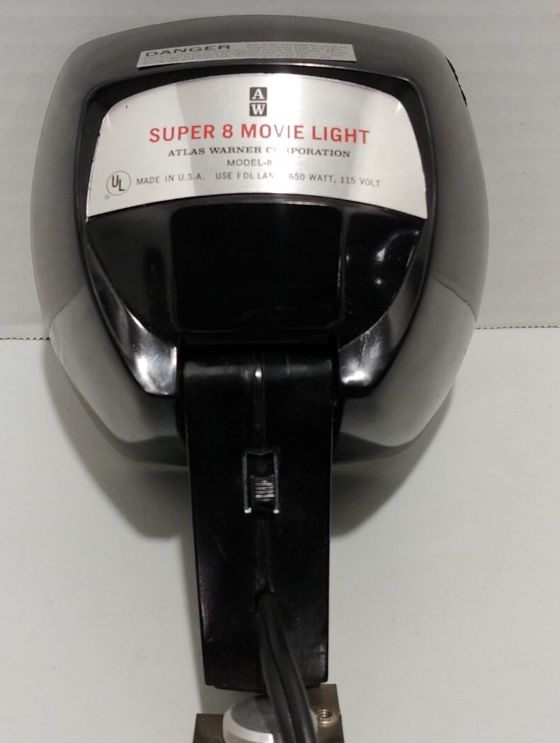 Vintage Atlas Warner Super 8 Movie Light W/Box Light Works Model 855 Sealed Beam