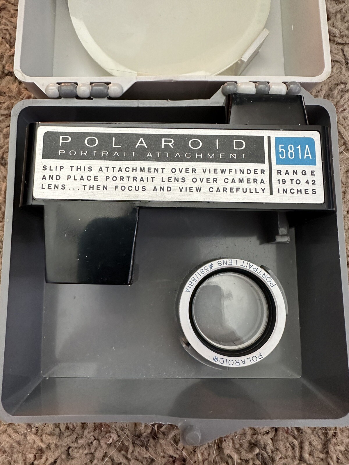 POLAROID Portrait Kit #581 Vintage
