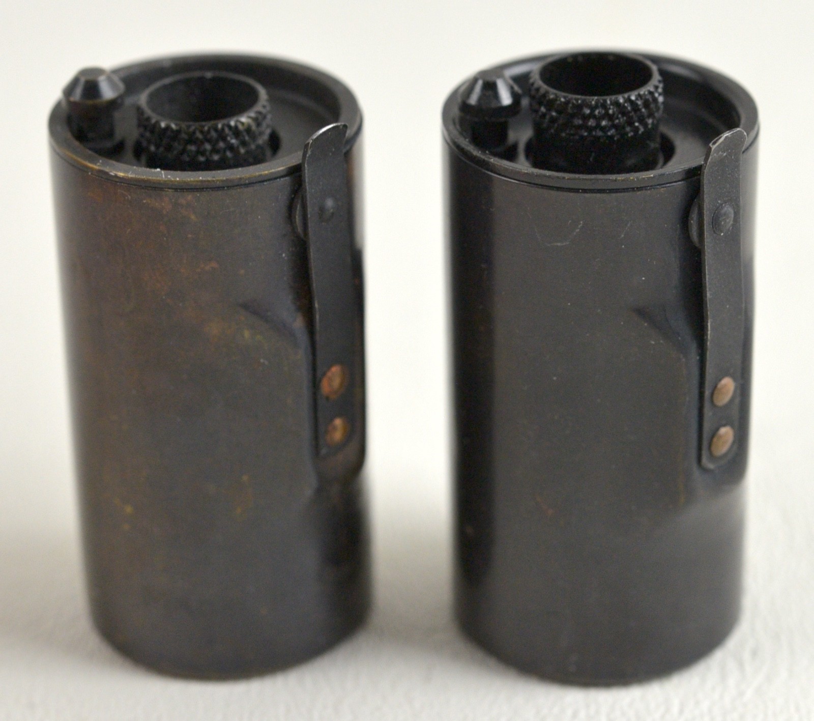 Vintage – 2) Reloadable Z Brass 35mm Film Spool Cassette Canisters