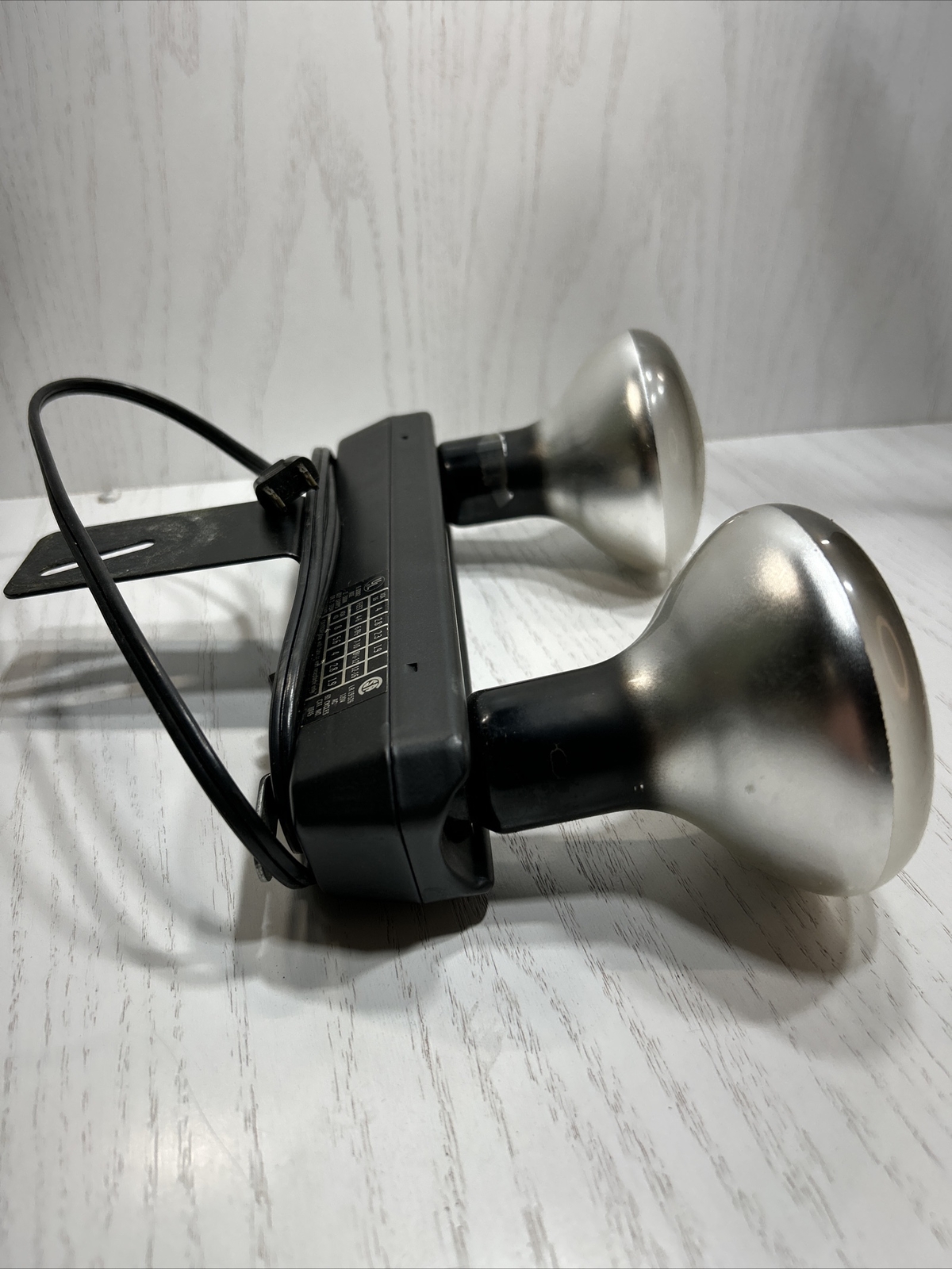 Vtg Tower Portable Lamp Movie 2 Bulb Light Bar/Strip # 8845 W/Original Box Works