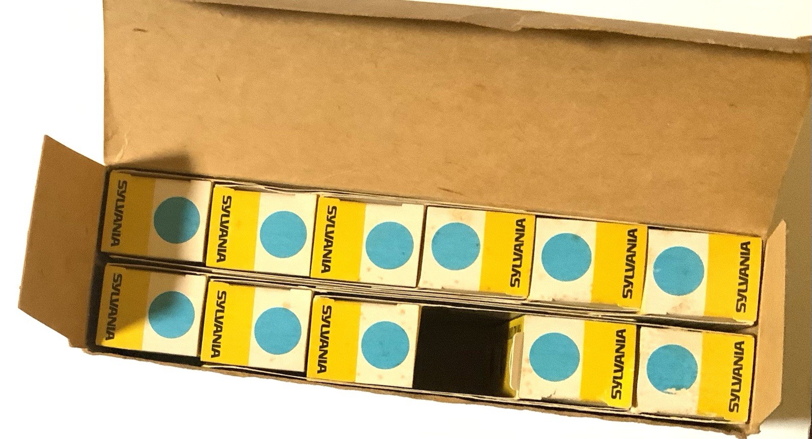 Vintage Sylvania Blue Dot 91288-8 FLASHCUBES 11-3 Flash Cubes In Original Box