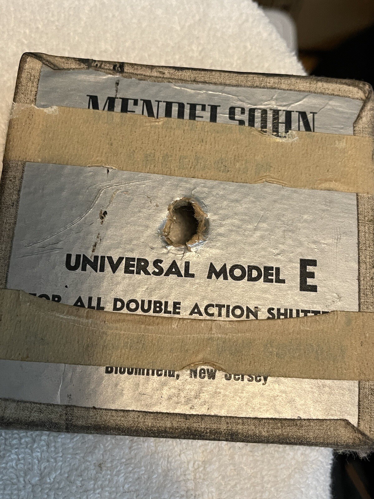 Vintage Mendelsohn Universal Flash Speed Gun Model E With Box (untested)