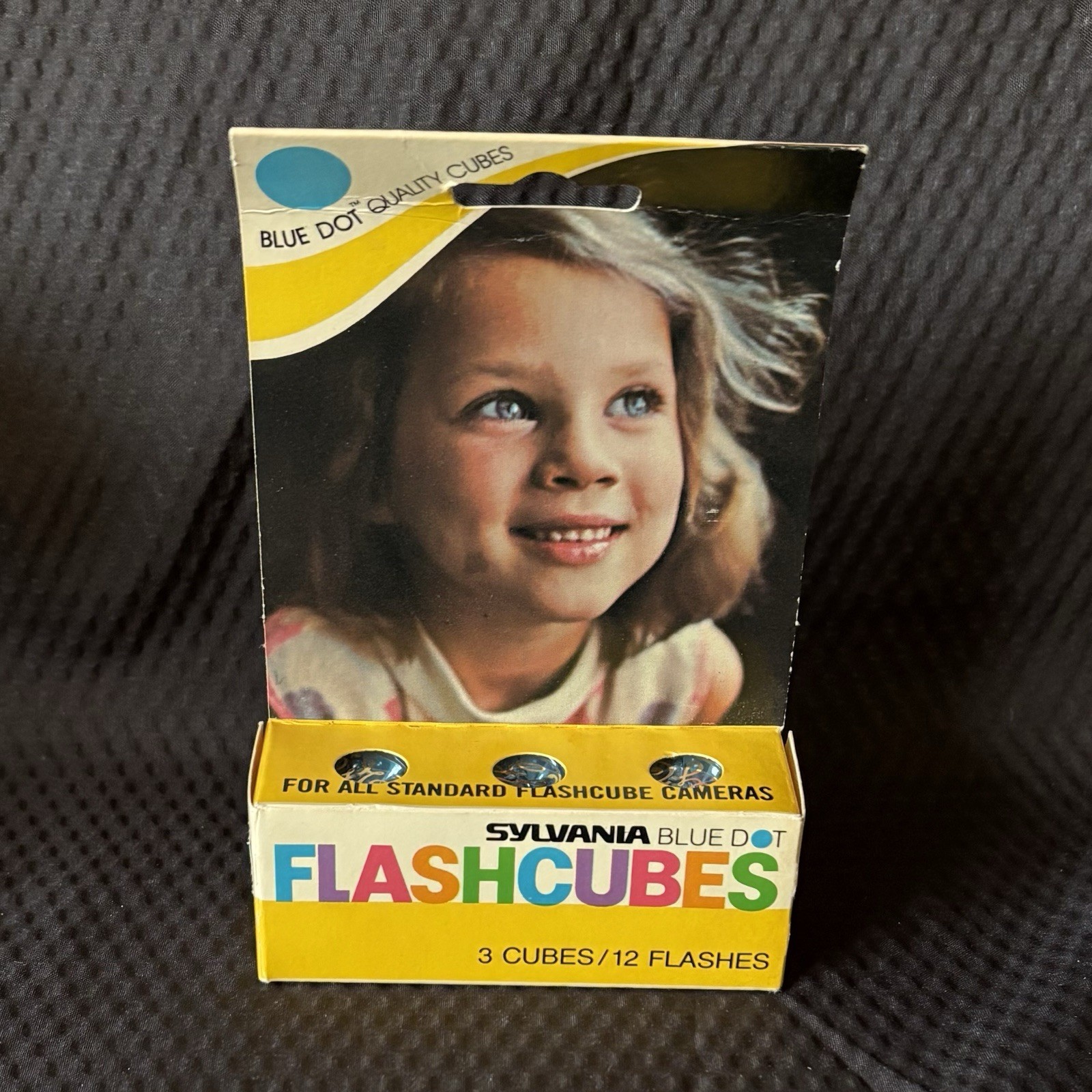Sylvania Blue Dot Flashcubes 3-Pack 12 Flashes – NEW – Vintage