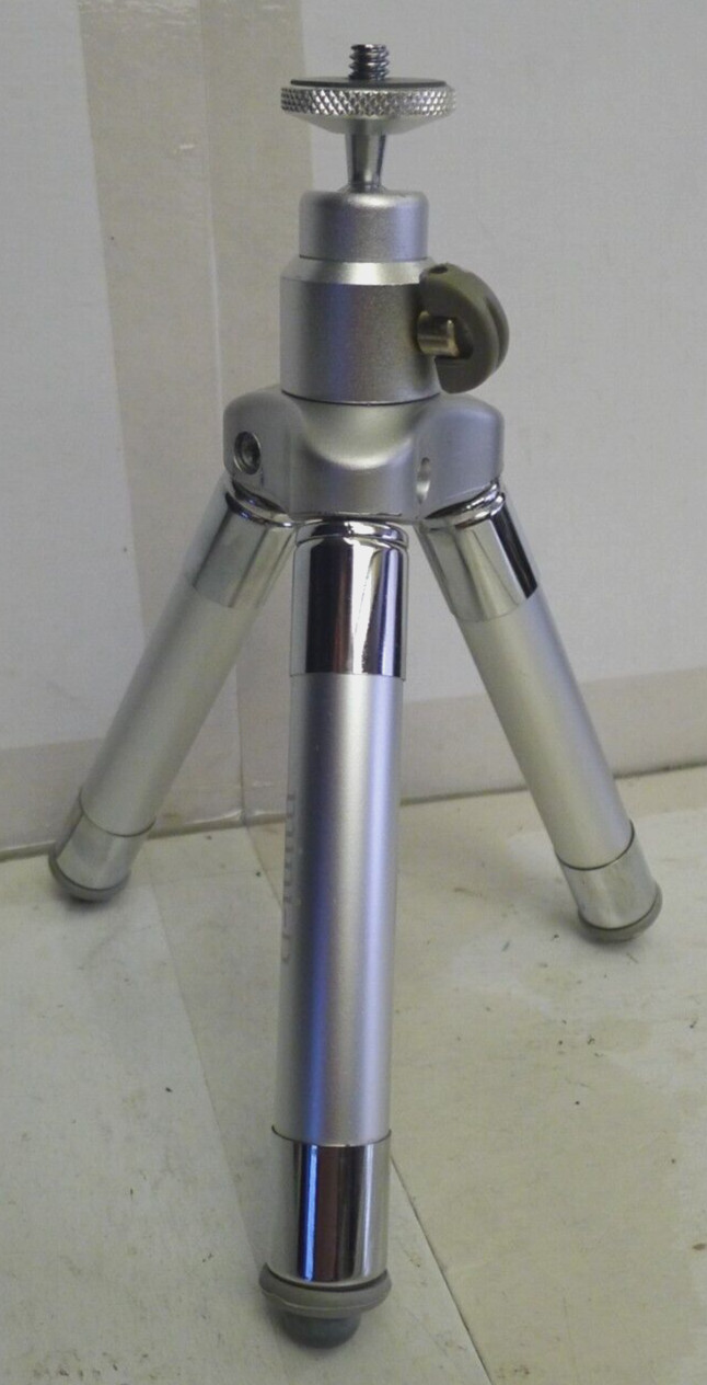 Sunpak Platinum Plus Mini-D Portable Adjustable Hight Tripod – Used