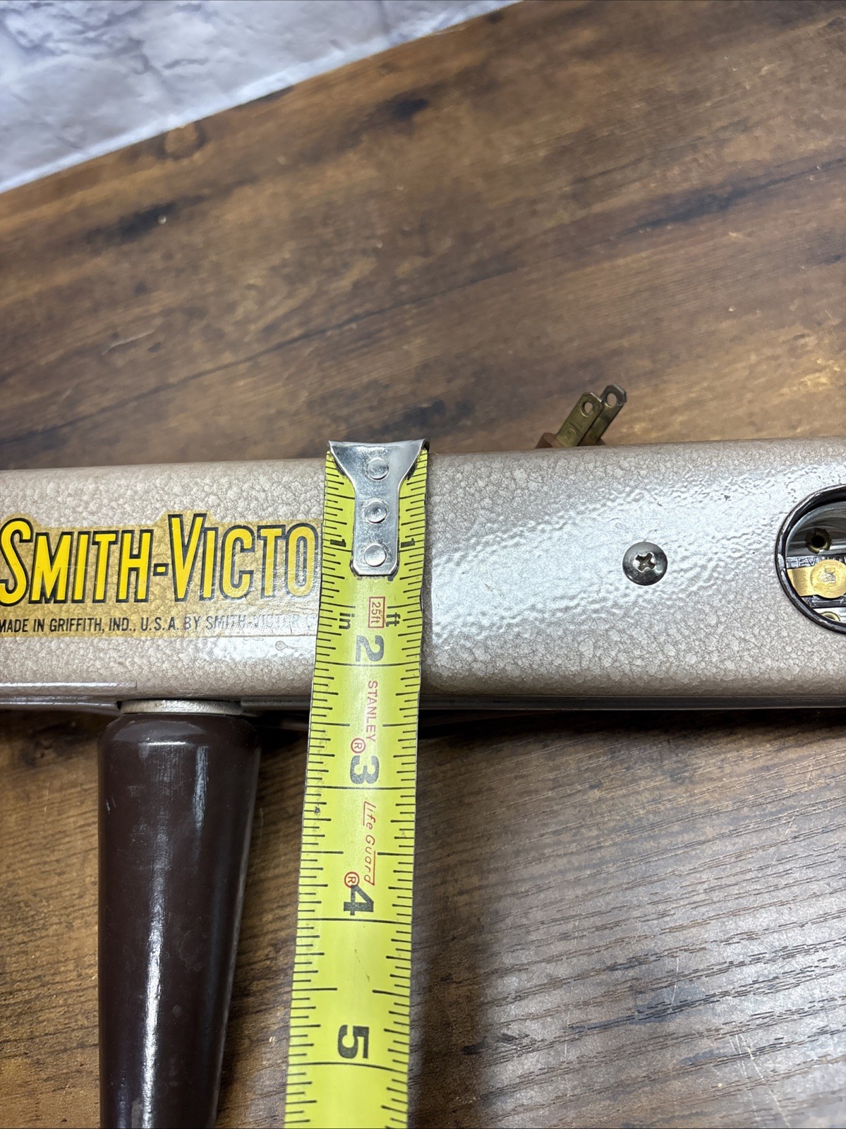 Vintage Smith-Victor Dual Socket Photographic Light Bar Darkroom Copy Stand