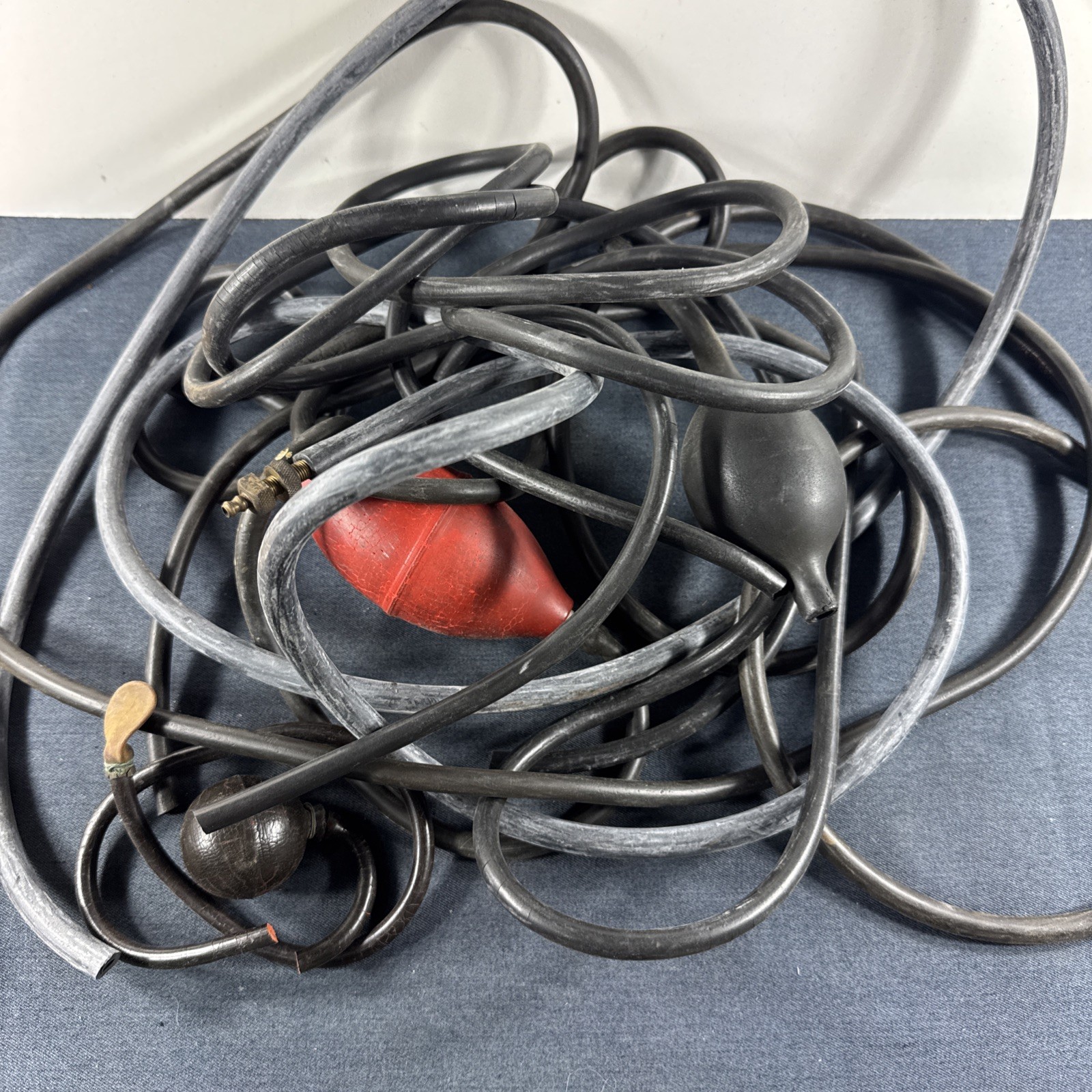 Vintage Rubber Hoses and Bulbs for Thornton Pickard & Packard Pneumatic Shutters