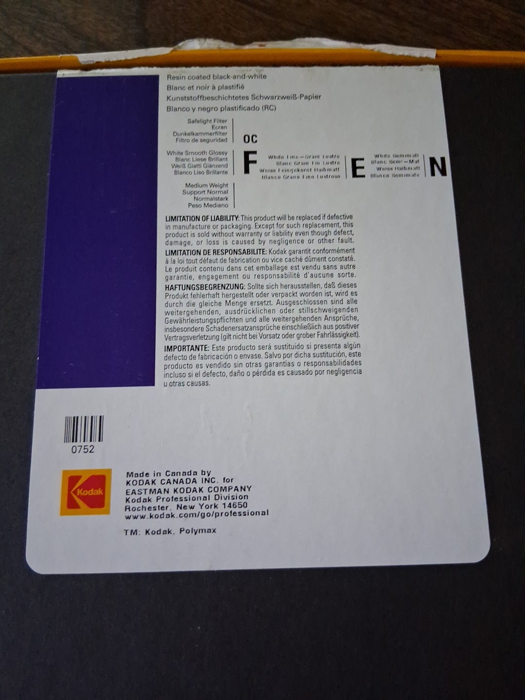 Kodak Professional POLYMAX II RC BW PAPER 8 x 10 in 20.3 x 25.4cm 30 Sample Pack