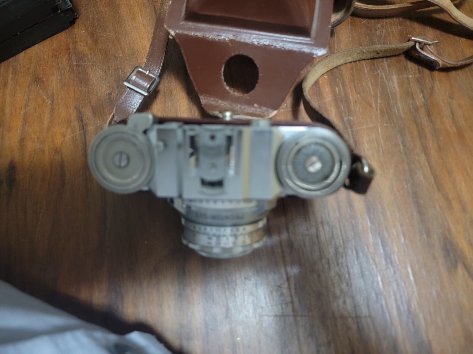 vintage camera and flash lot with leather case