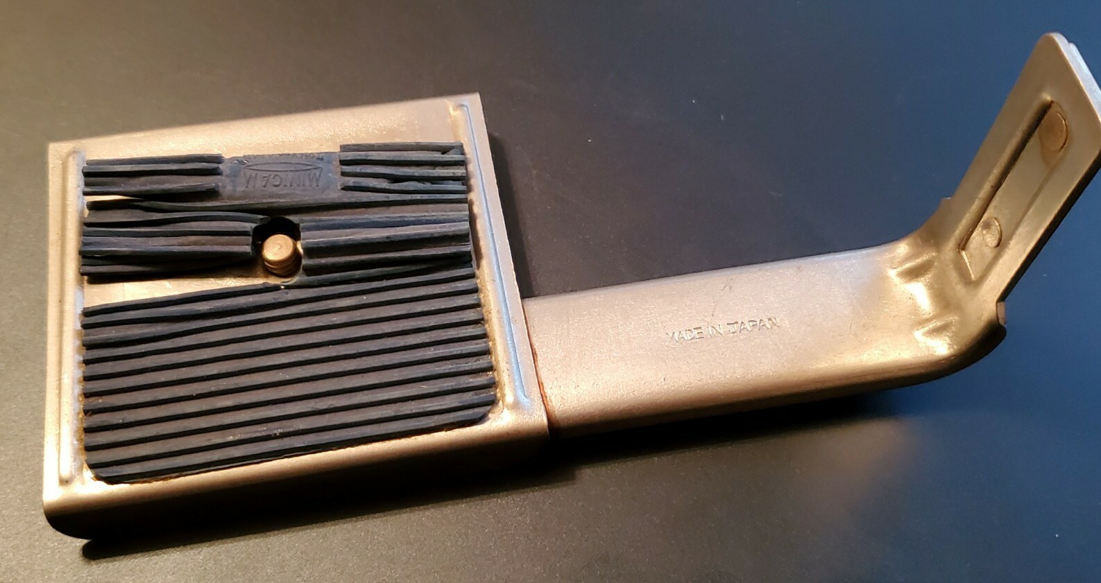 Vintage MINICAM SYNCHRON Flash piece? 1950s Japan