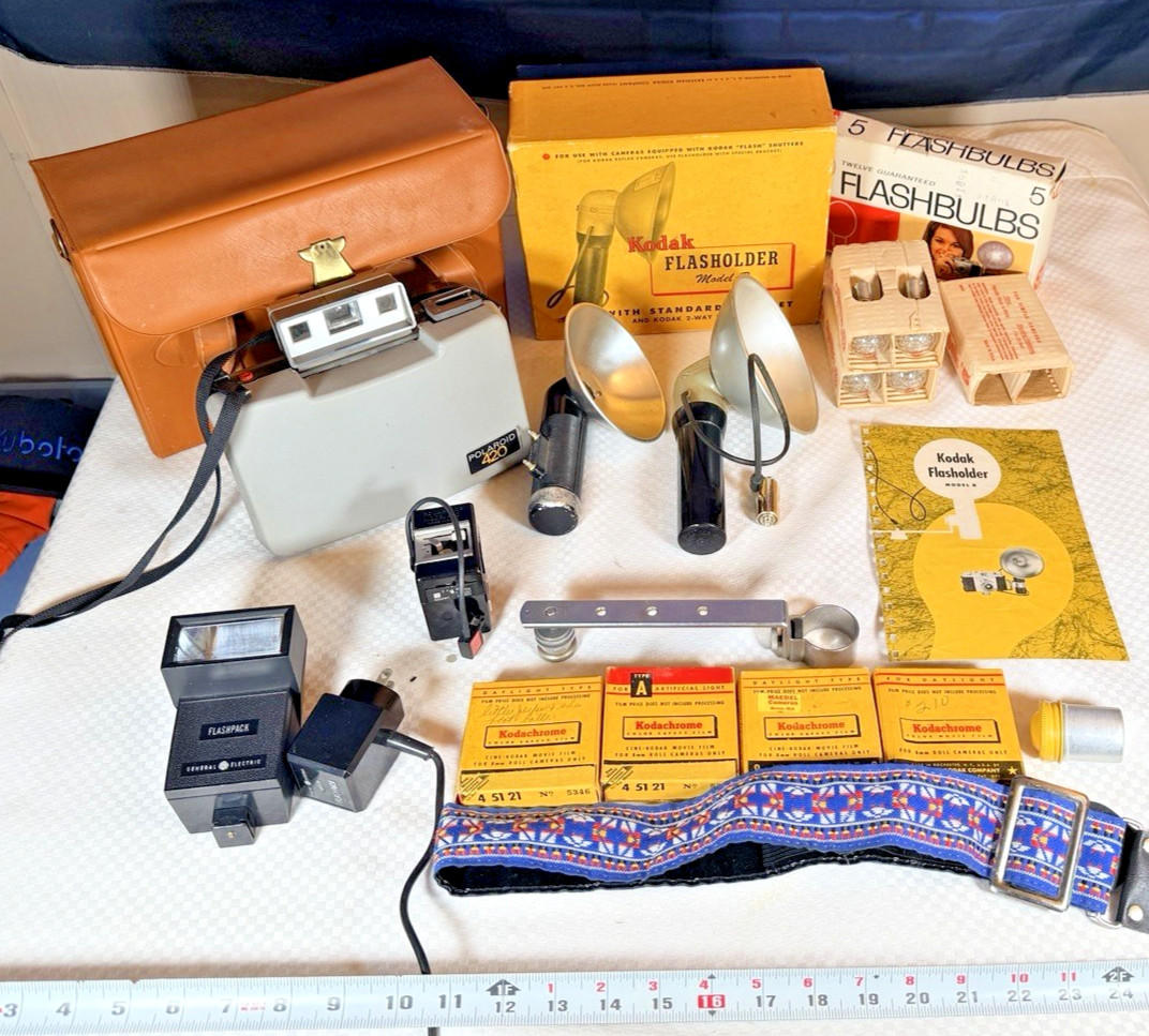 Vintage Argus Polaroid 420 Kodak Model B Flash Camera & Film Case Bulb Mix Lot