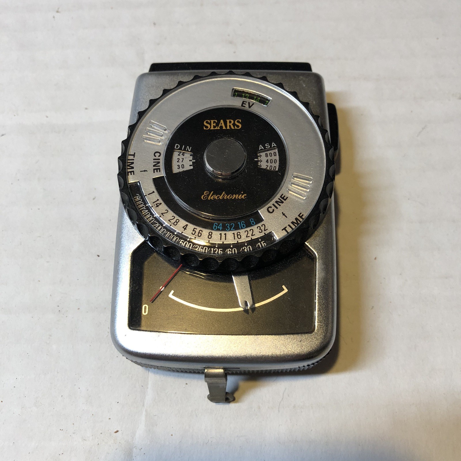 Vtg Sears SL 9 Camera With Leather Case And Electronic Light Meter With Case CSN