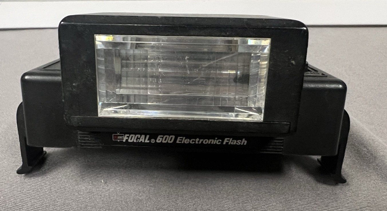 K-Mart Focal S-70 electronic Flash for Polaroid Land Cameras for parts or repair
