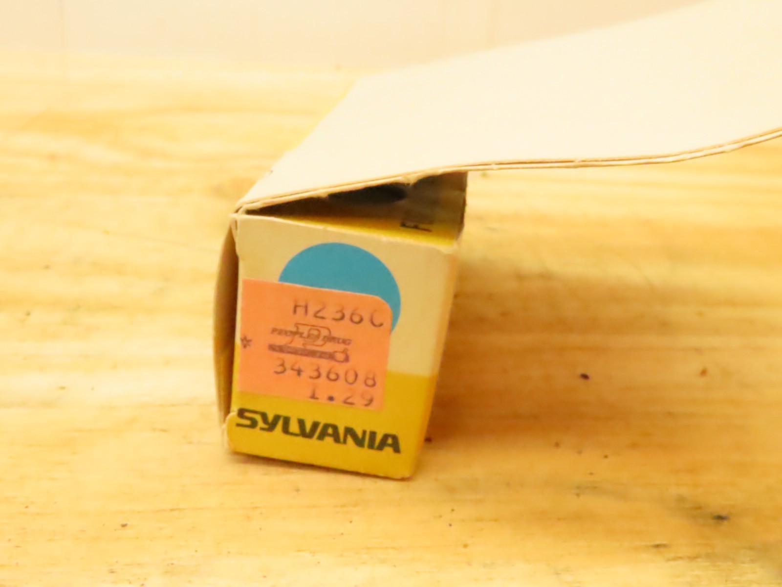 Vintage Sylvania Blue Dot Flashcubes 3 Cubes 12 Flashes NOS Camera Flash Bulbs