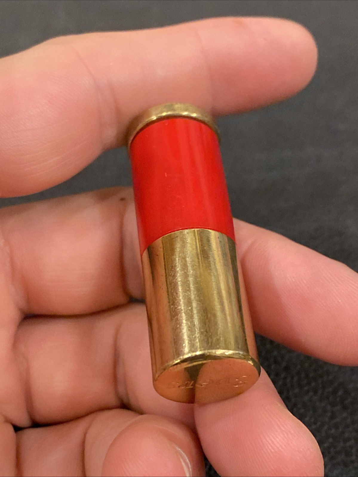 Vtg RED & Gold Tone Evers 2″ Twist Up Camera Dust Make Up Brush Germany 1950’s