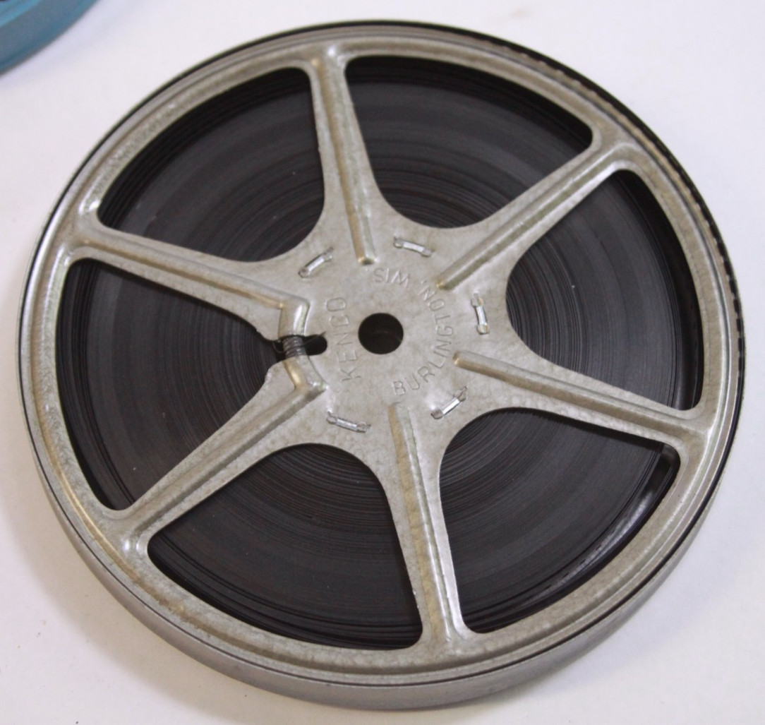 2X Vintage Compco 1X Kenco 200ft – 8mm Film Reels With Cases & Films READ