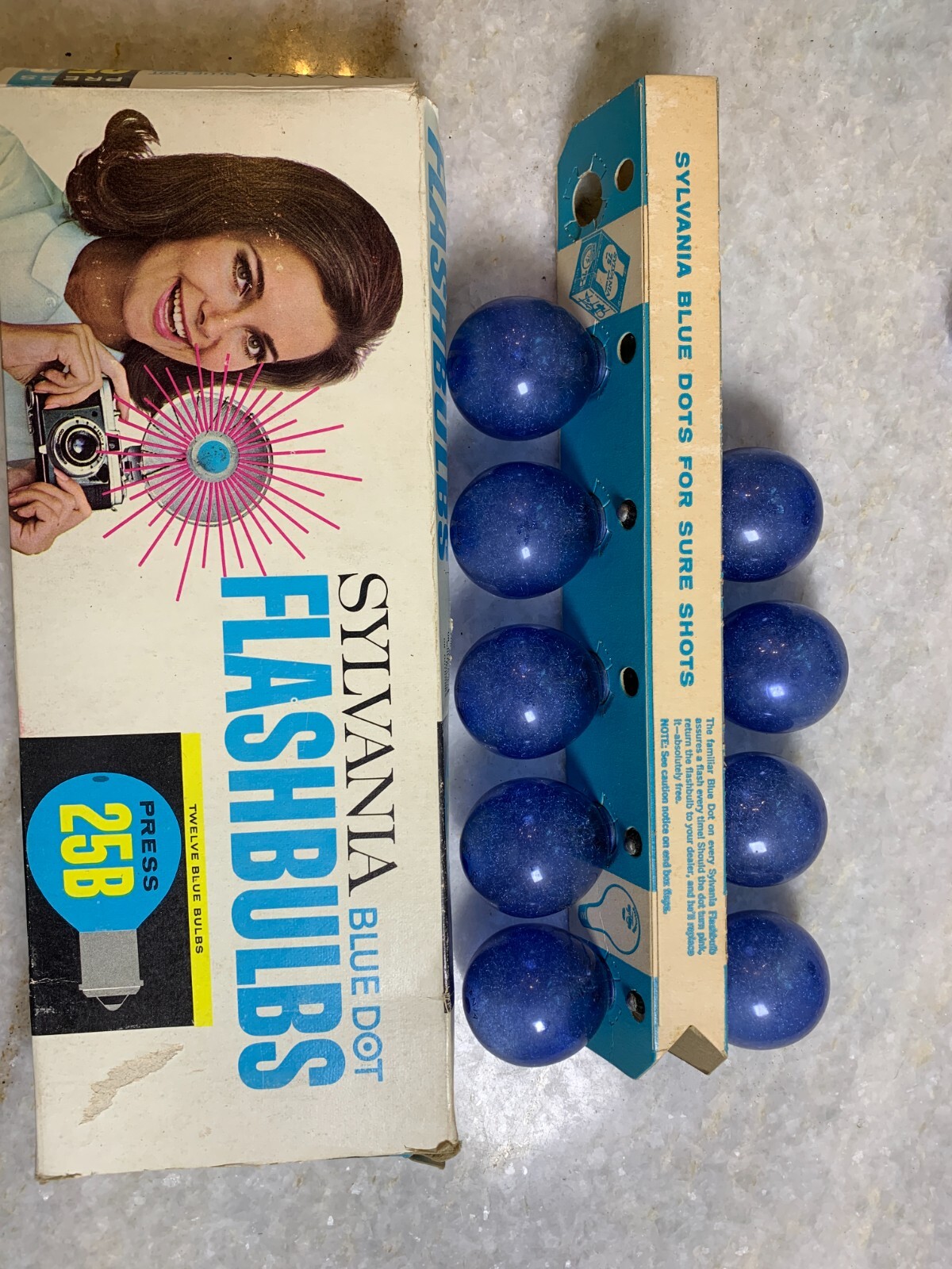 Vintage Camera Flashbulbs Flash Bulbs Bulb M3B M3 25B GE Sylvania Flashes Blue