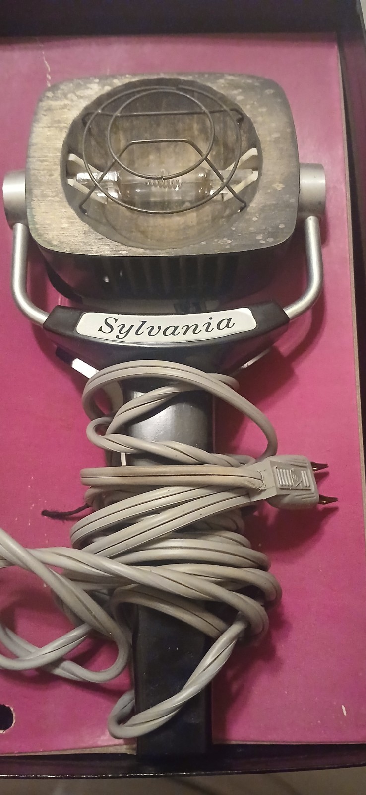 Vintage Sylvania Sun Gun II Movie Light SG- 55 W/ Box Light Cover Tested Works