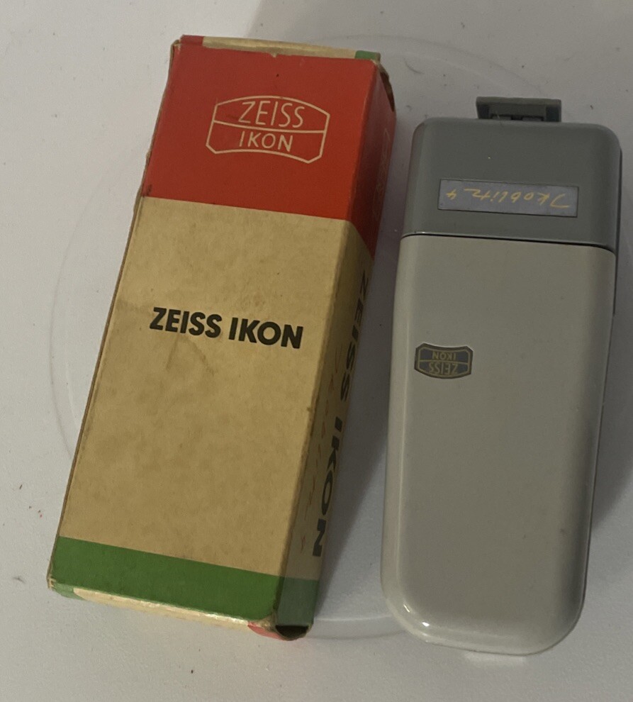 Vintage ZEISS IKON Ikoblitz 4 in Original Box Germany Pre-Owned no Flash bulb