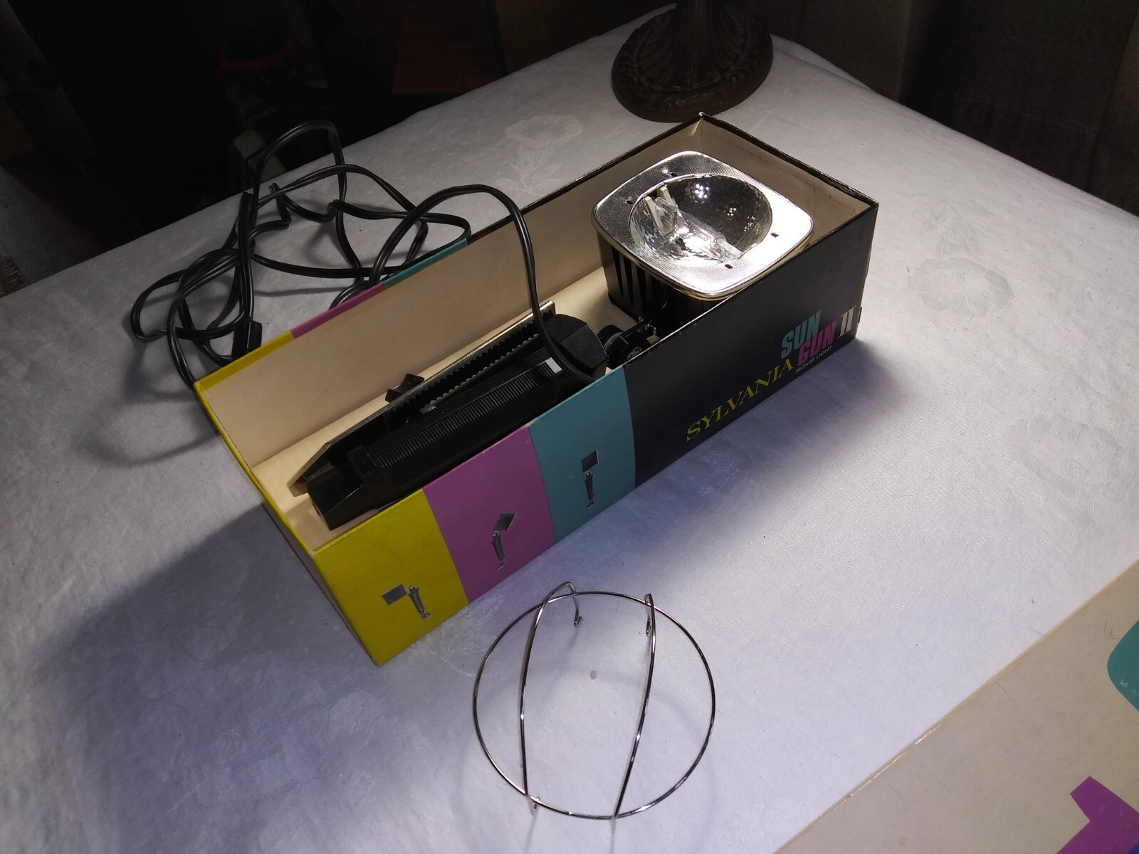 Vintage Sun Gun II 2 Movie Light Sylvania SG-55 Working with Box & Instructions