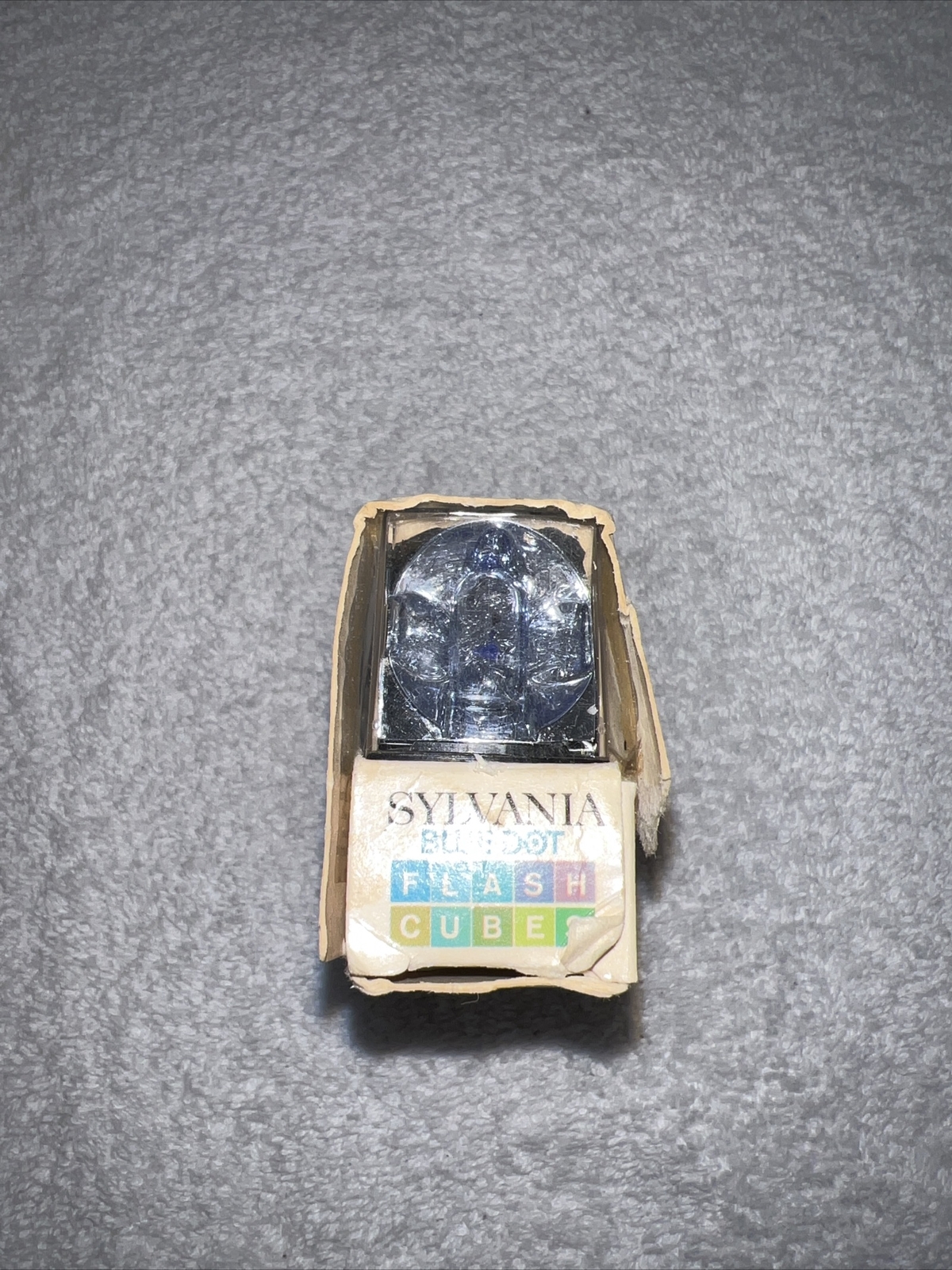 Vintage NIOP Sylvania Blue Dot Flashcubes, 3 Flashcubes 12 Flashes Total