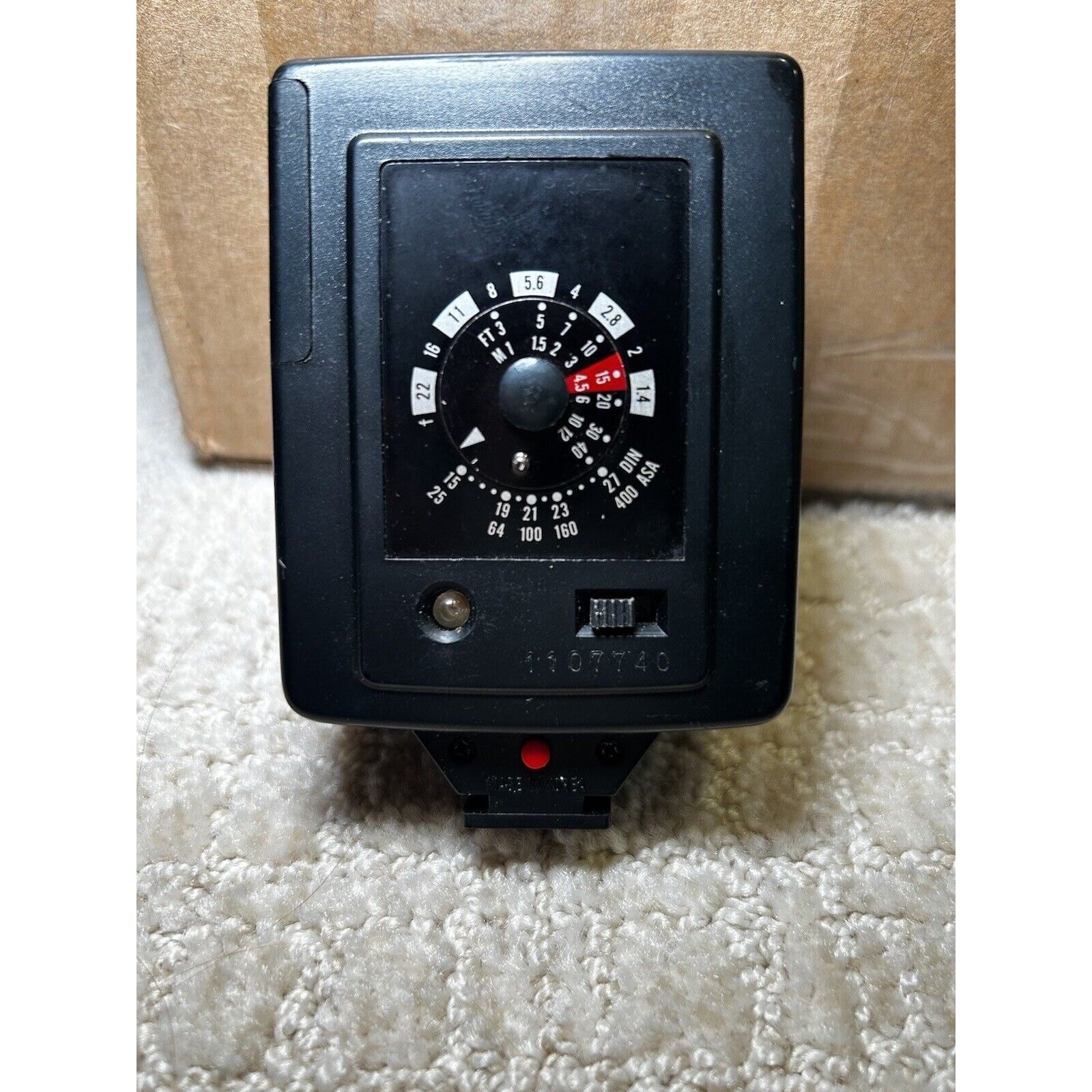 Vintage Vivitar Auto 215 Flash Gun – SLR Camera Photography- Not Tested