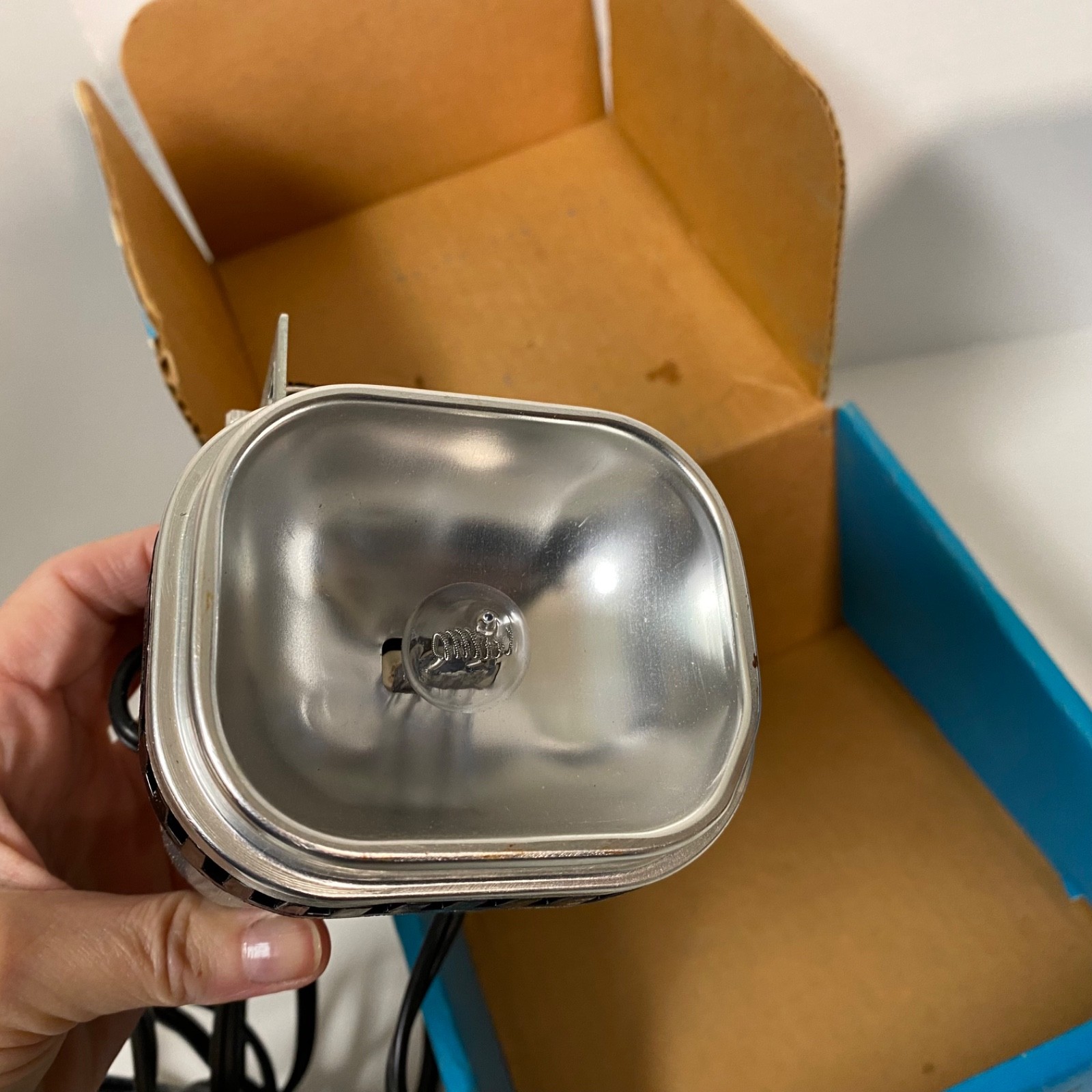2 Vintage GE Fotocrest Super 8 Movie Light • ACME-Lite • With Boxes • Works!