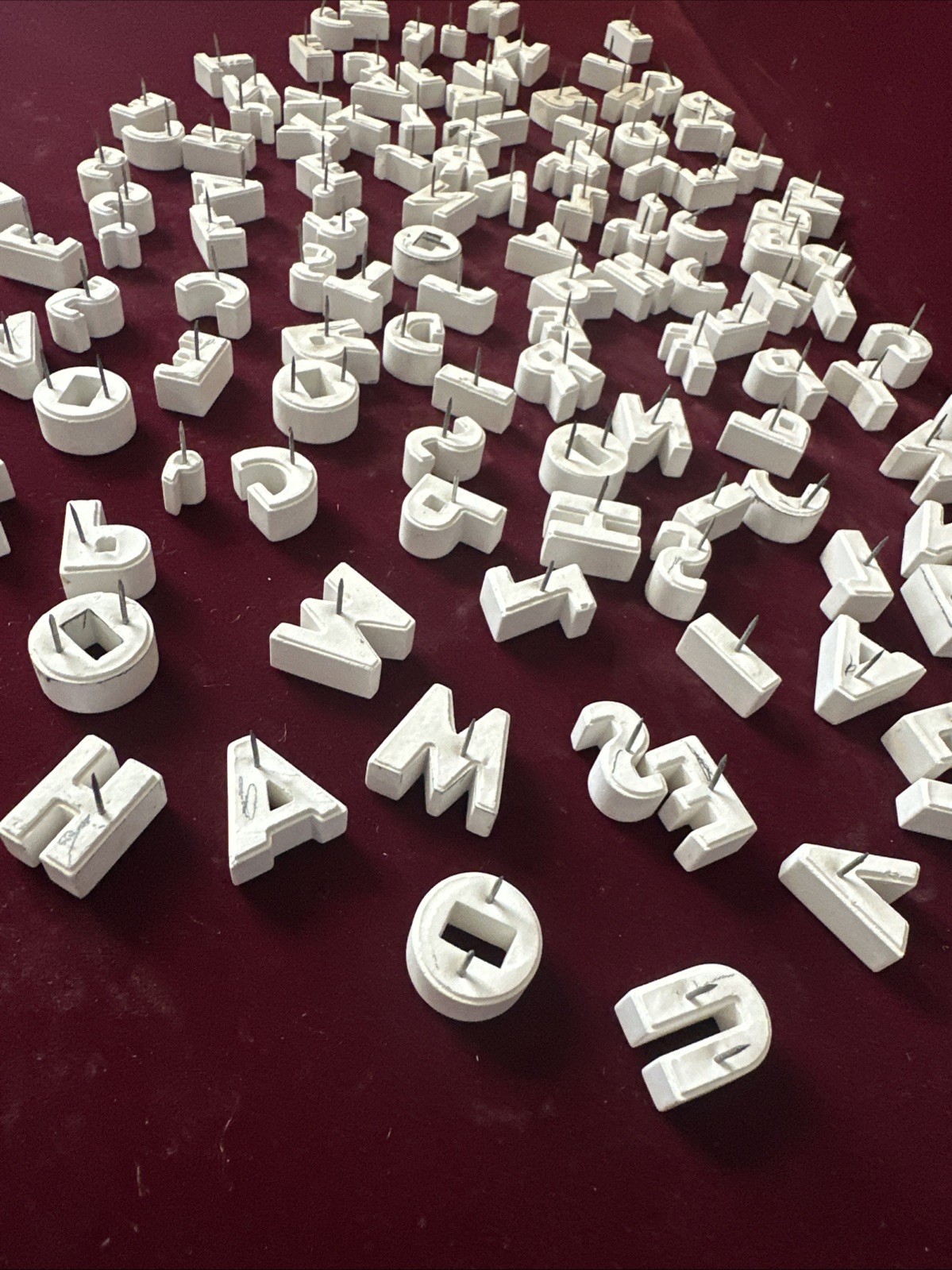 Vtg Mitten’s Movie Titler Ceramic Push Pin Letters ? 1940s Art Deco Lot ~80pc