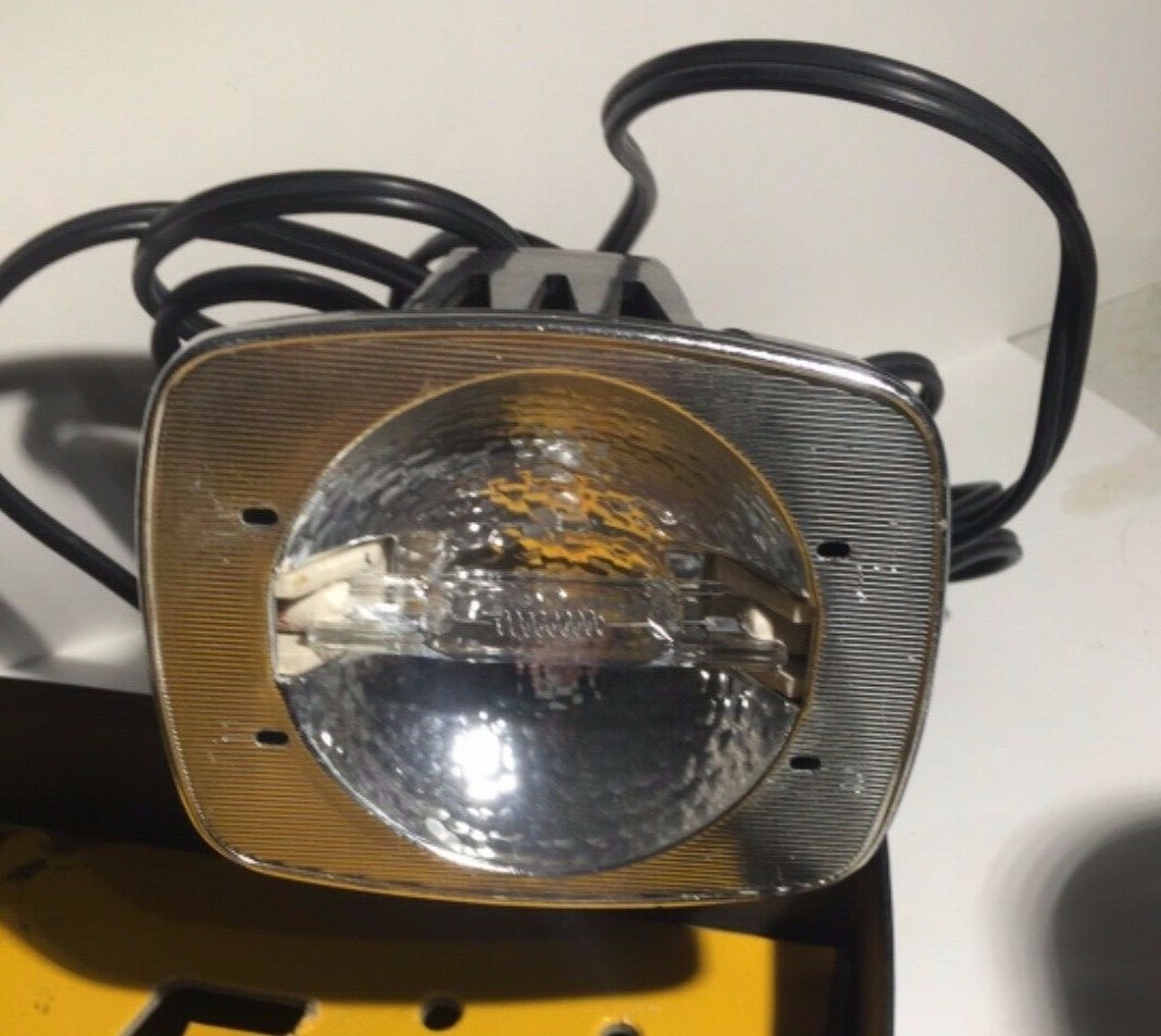 Vintage KODAK Sun Gun Movie Light-Model 2 New Bulb Tested – WORKS GREAT!