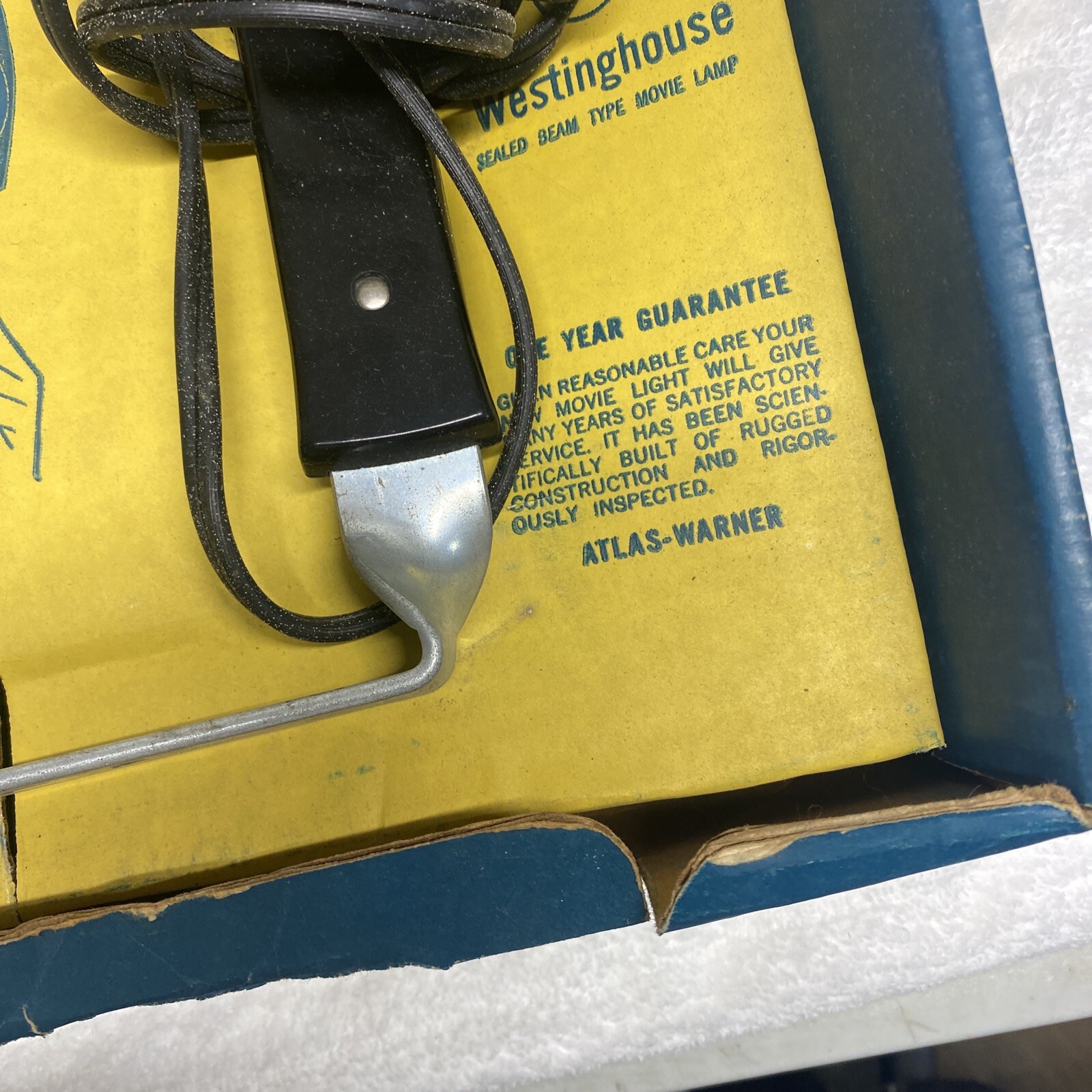 VINTAGE COLLECTIBLE WESTINGHOUSE 650 WATT SEALED BEAM SUPER 88 MOVIE LIGHT WORKS