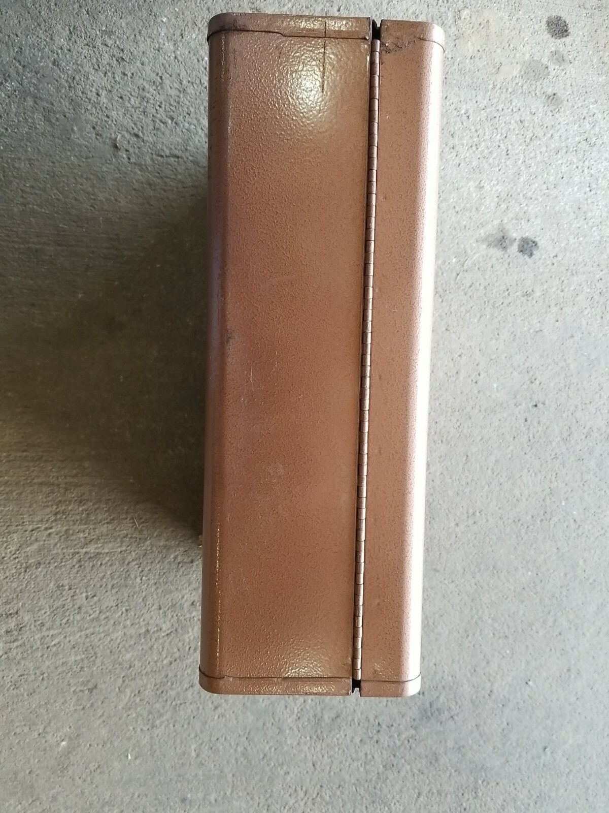 Acme Lite metal carrying storage case