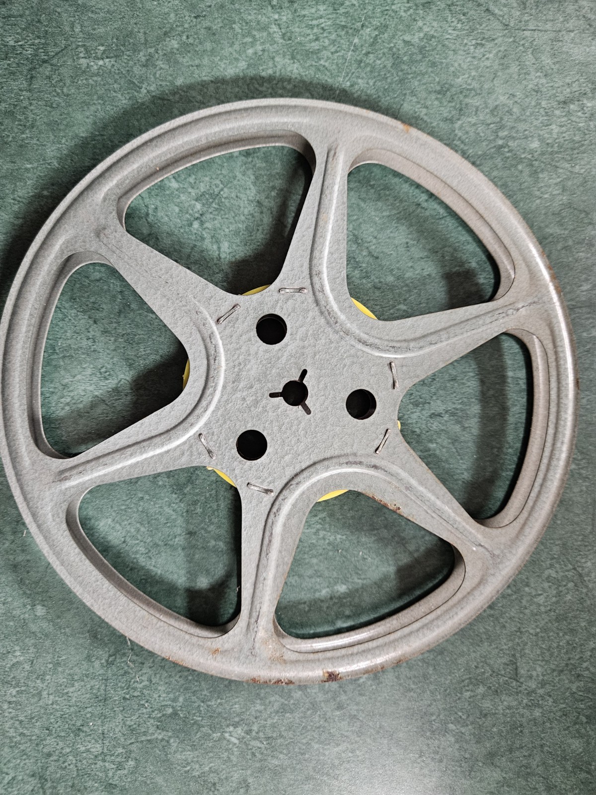 Lot Of Empty 8mm film reels and cases, 7″ and 5″ Vintage