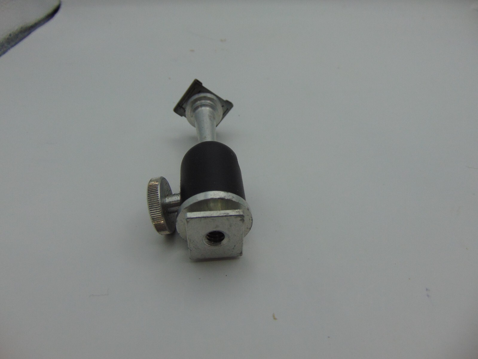 VINTAGE PRAZISION SMALL BALL & SOCKET TRIPOD HEAD FOR FLASH SLAVE GERMANY MADE