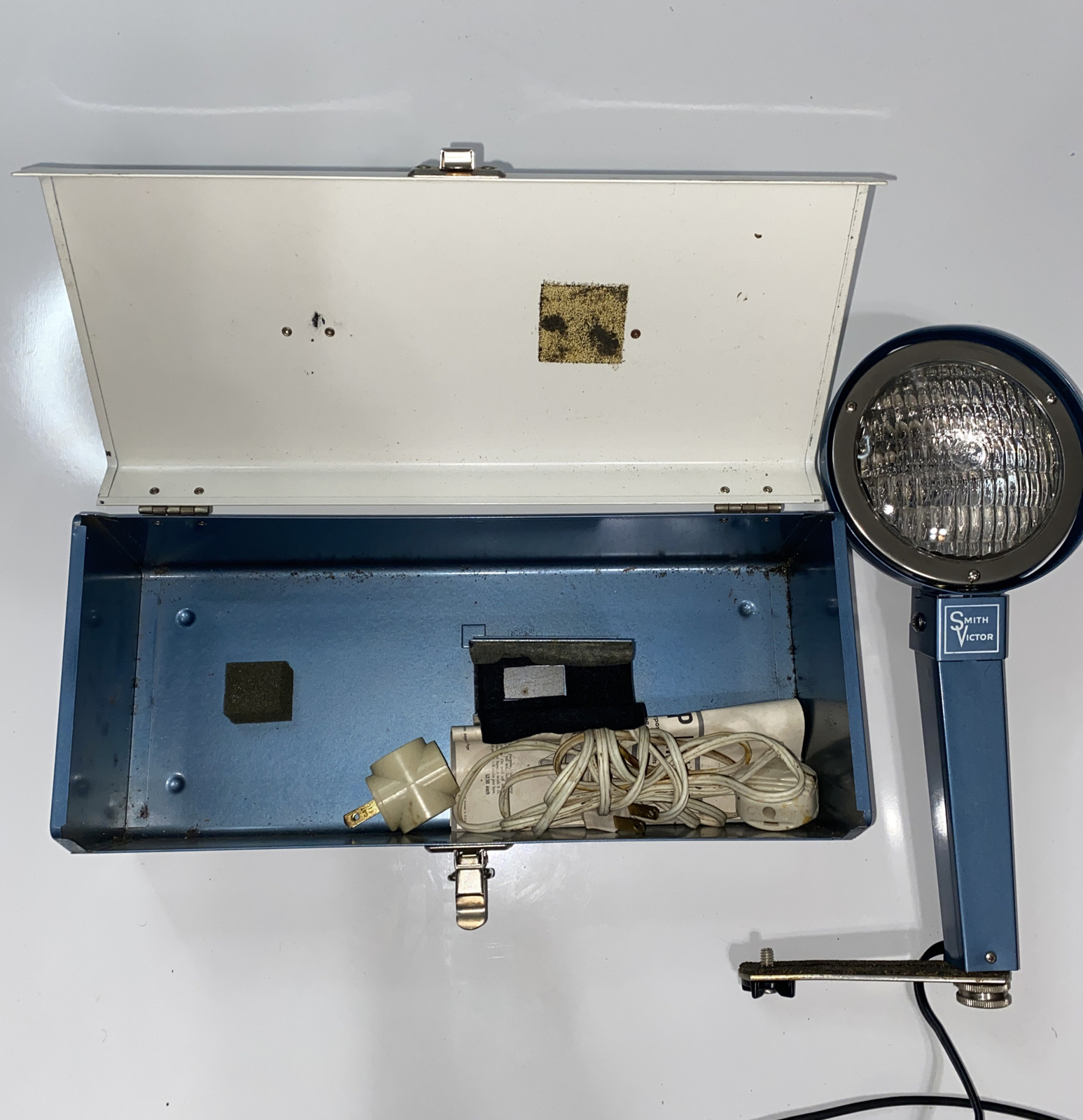 Vin. Smith Victor Flood Spot Light HandHeld Model L6 Movie Light w/Case Works!!