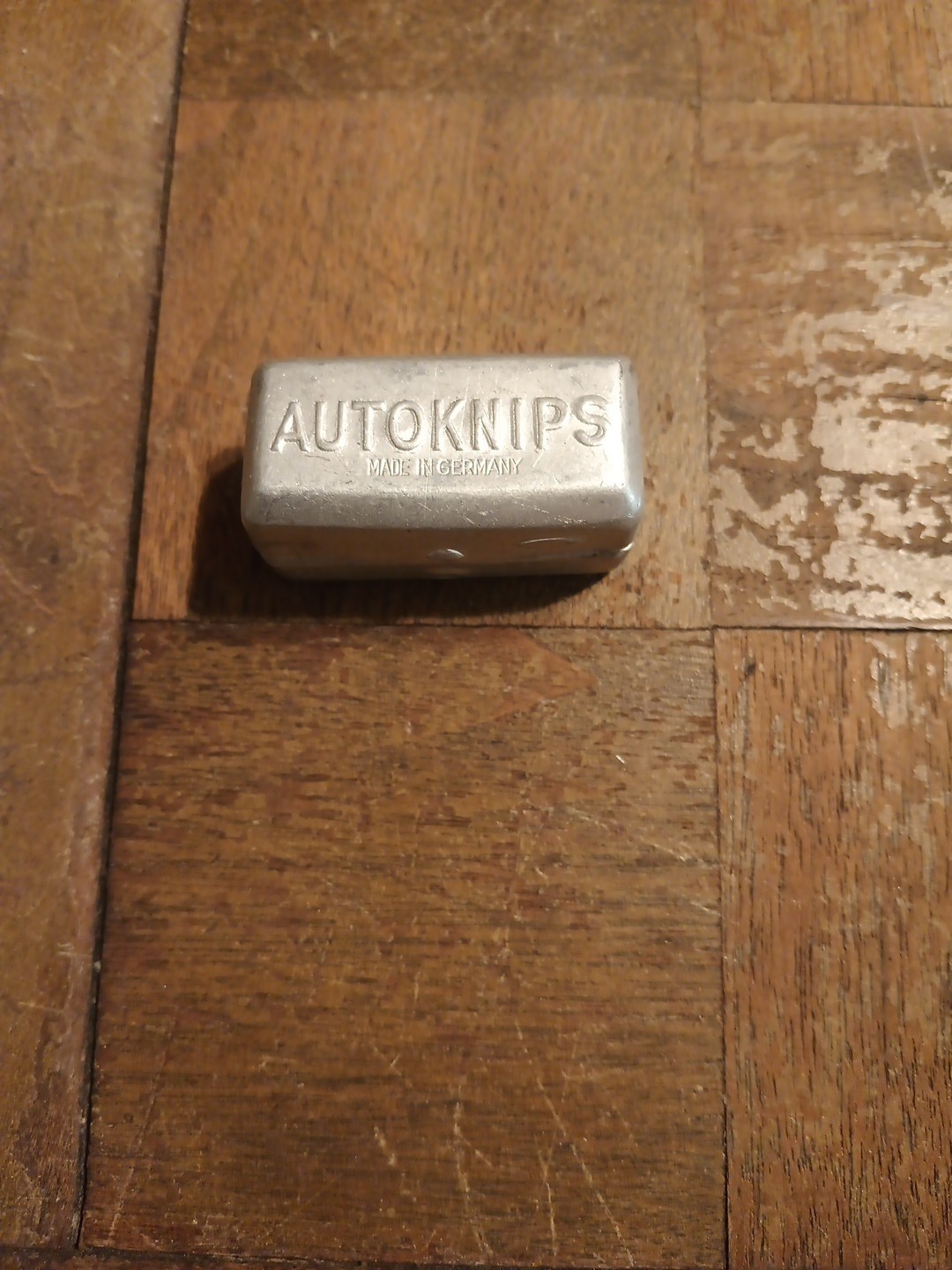 Vintage AUTOKNIPS Camera Self Timer in Original Case Germany