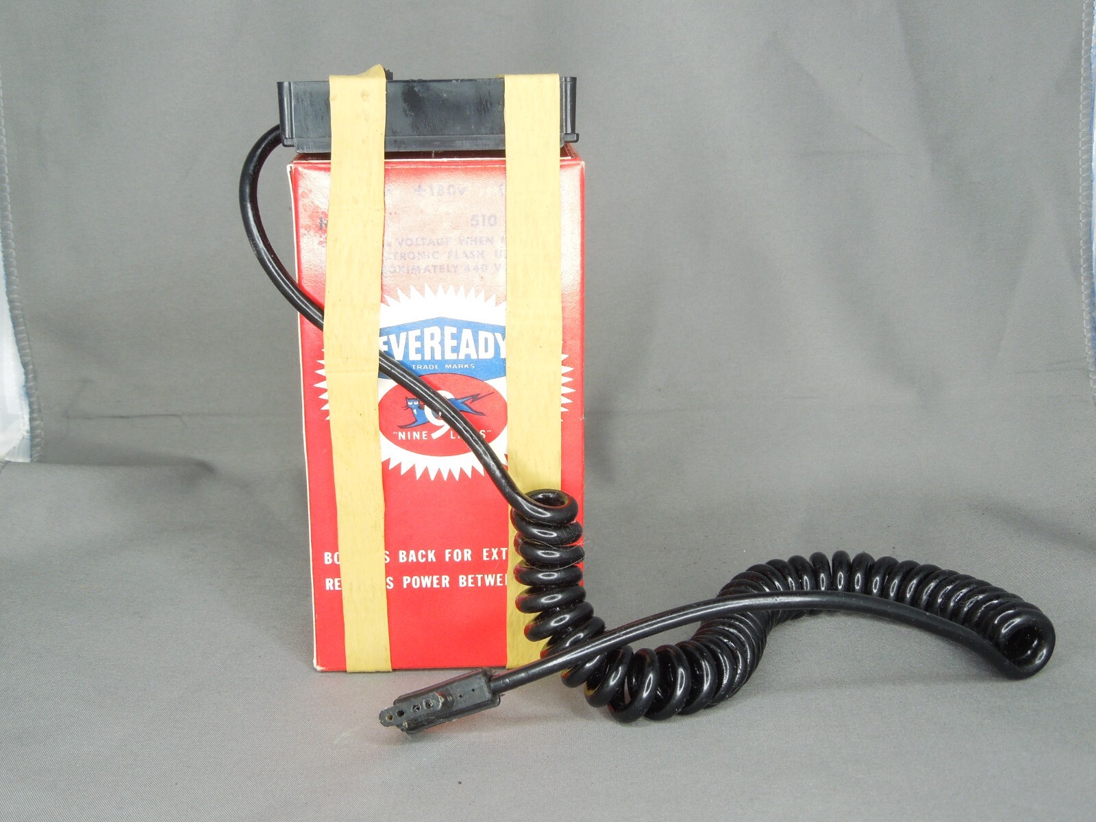 Vintage German Ultrablitz Bauer E200 Autoblitz Flash w/ Cord & Manual +Carrycase