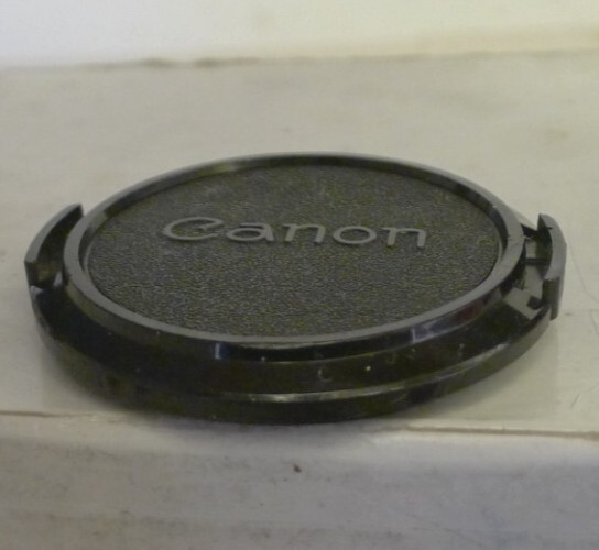 Canon 52mm Front Pinch Lens Cap – Genuine Original – Made in Japan