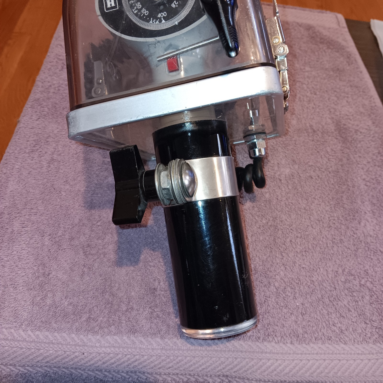 Vintage Honeywell Strobonar with Nielsen Clear Hard Case