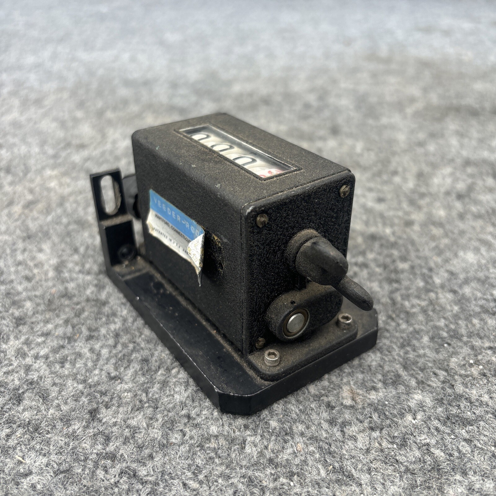 Veeder-Root CV-292-H6024 Vintage 4 digit Analog Counter Used