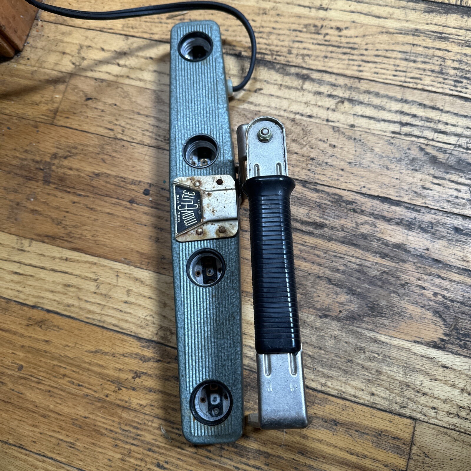 Vintage Acme Lite MOV-E-LITE Exposure Photo/Film Light, Tested Works w case