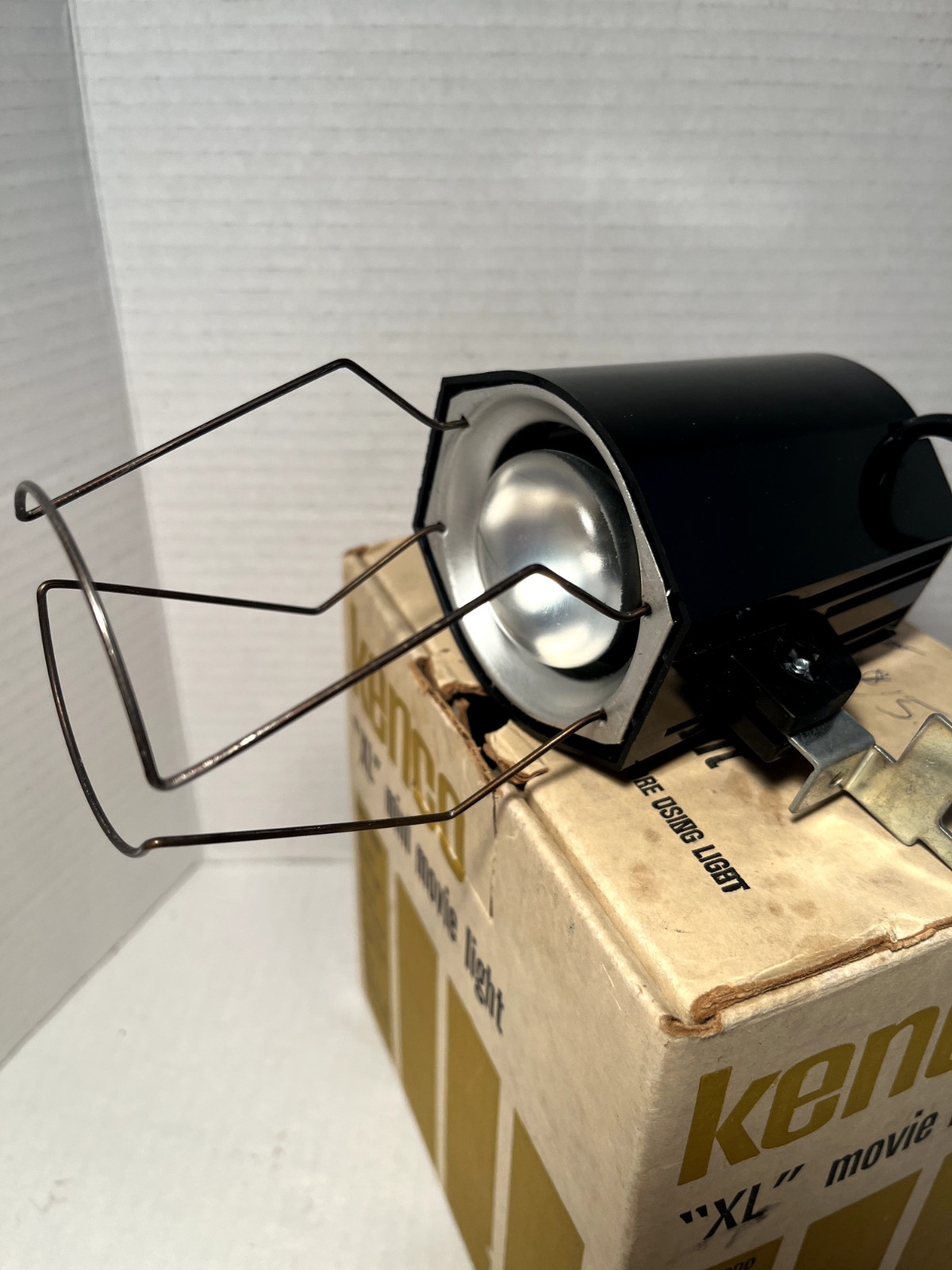 Kenco XL Mini Movie Light Model 3000 W/ Box and Manual No Hand Grip