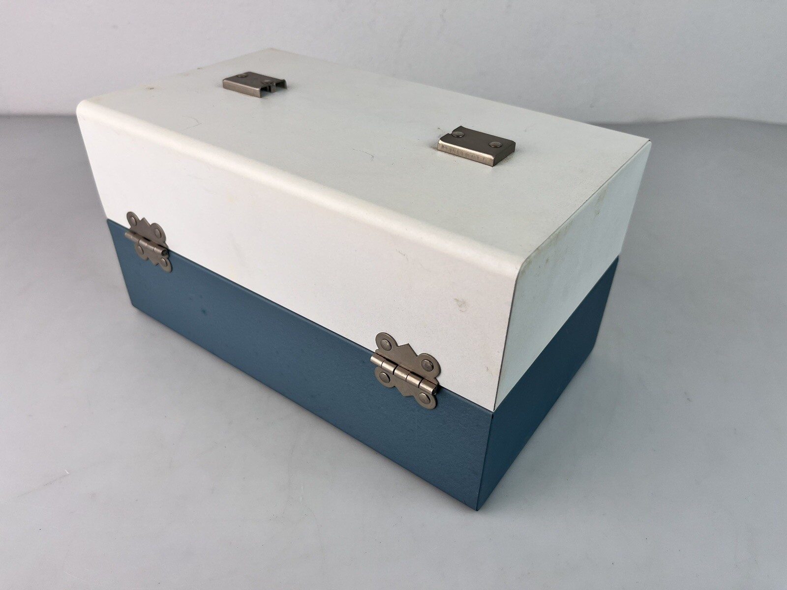 Vintage Smith Victor 8 MM Metal Movie Reel Case