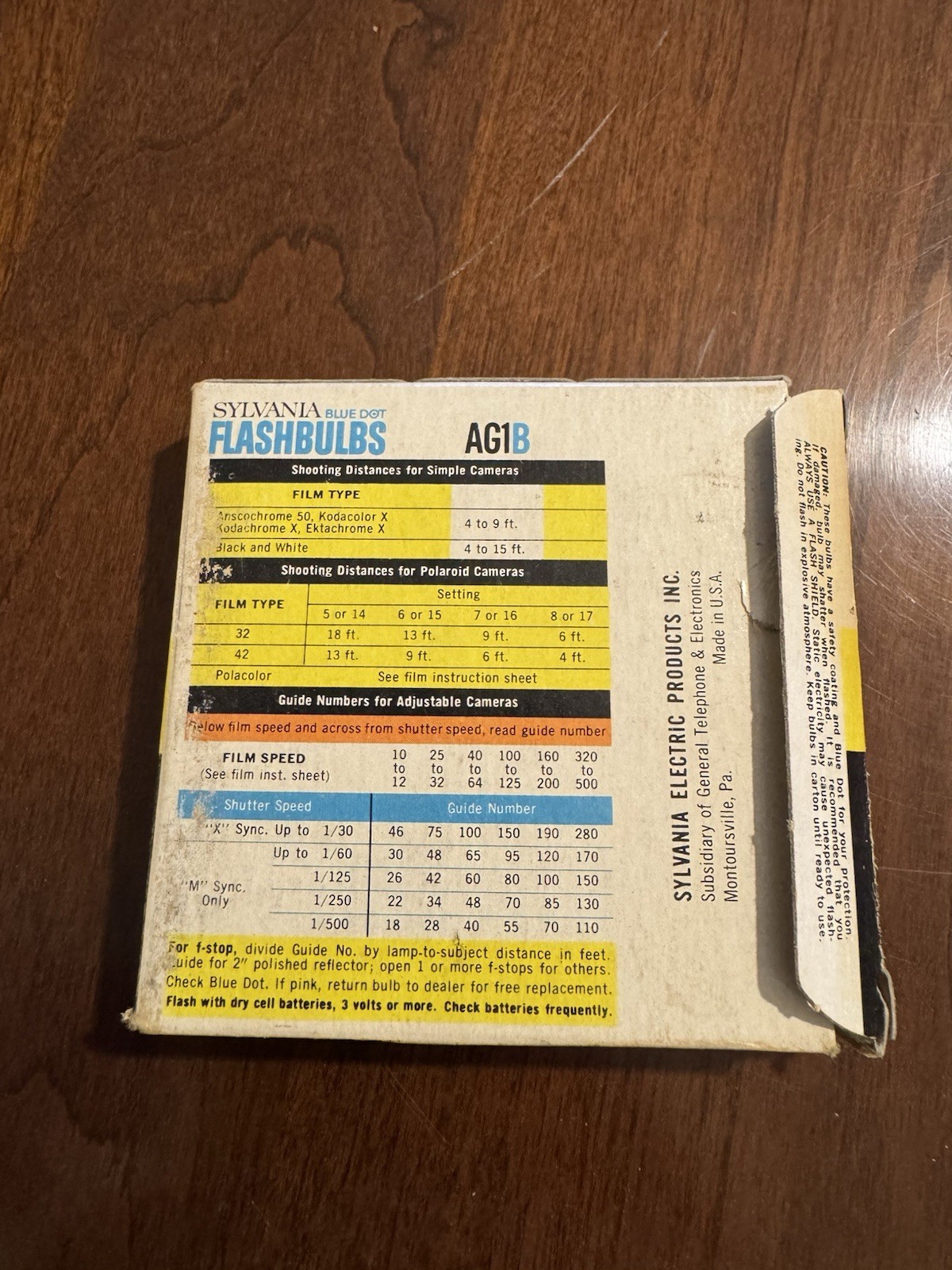 Vintage – Flash Bulbs Sylvania AG1B Blue Dot – 12 Flashbulbs